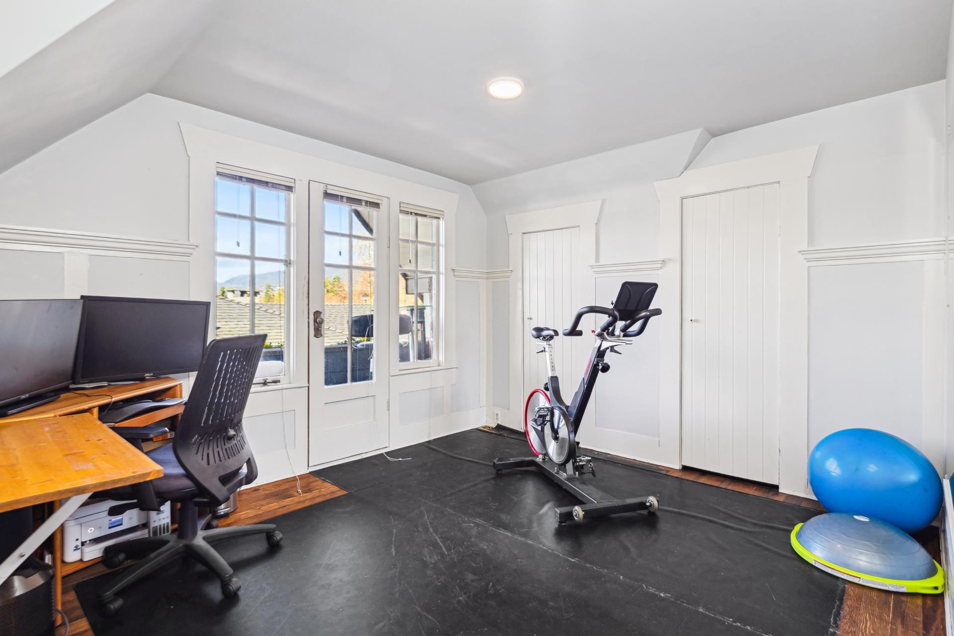 Listing image of 341 W 22ND STREET
