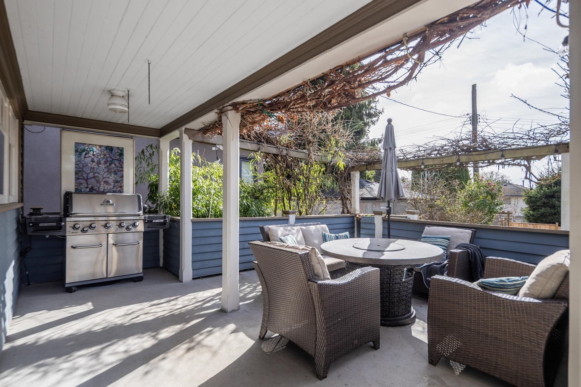 Listing image of 341 W 22ND STREET