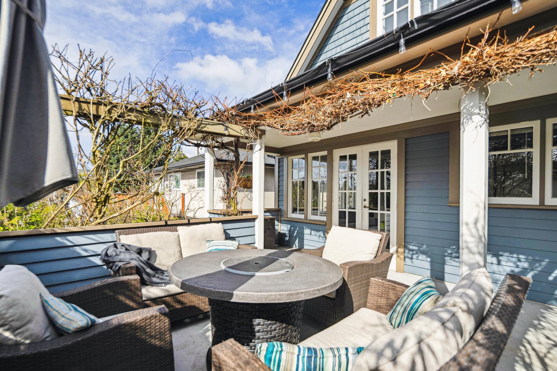 Listing image of 341 W 22ND STREET