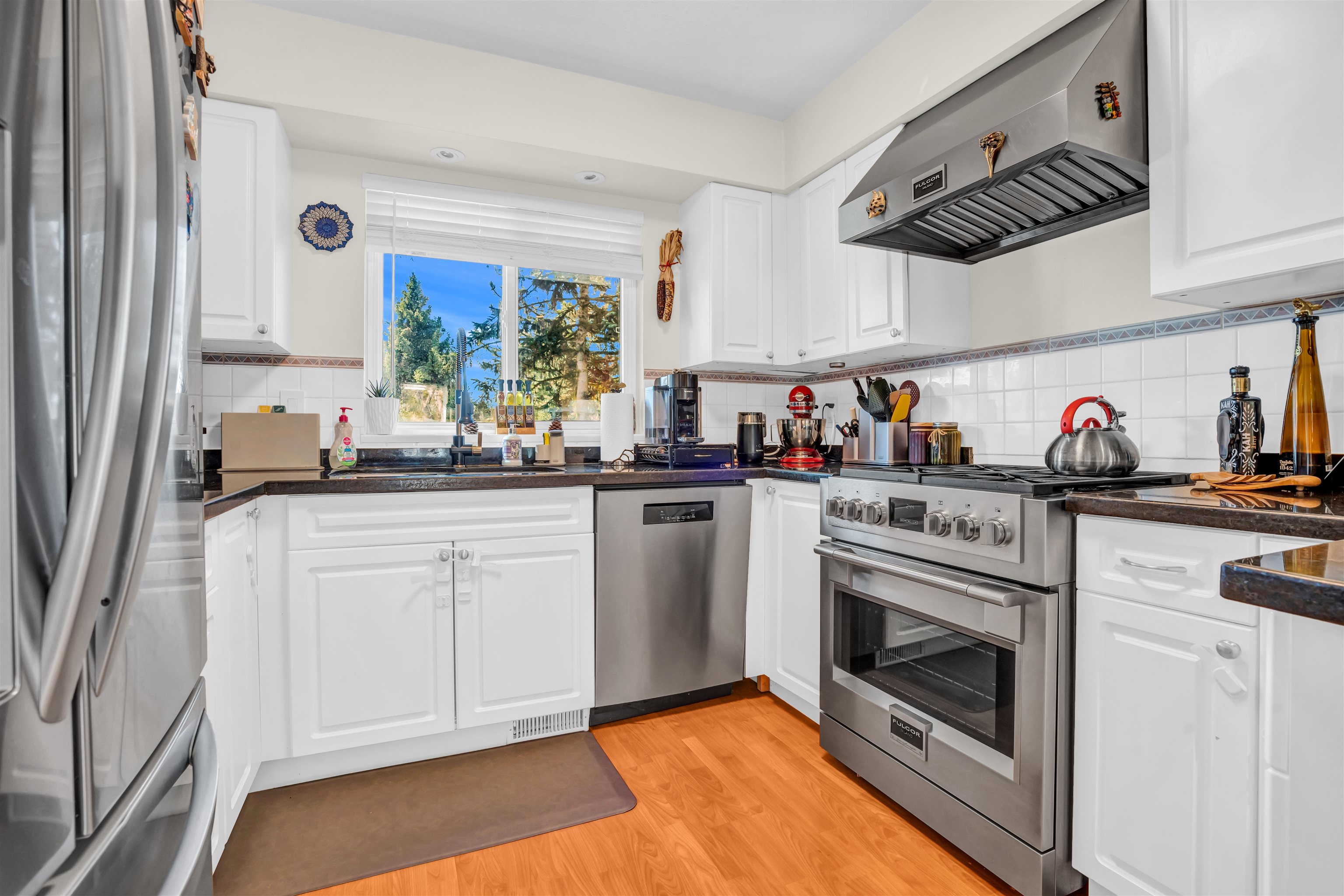 Listing image of 2322 KIRKSTONE ROAD