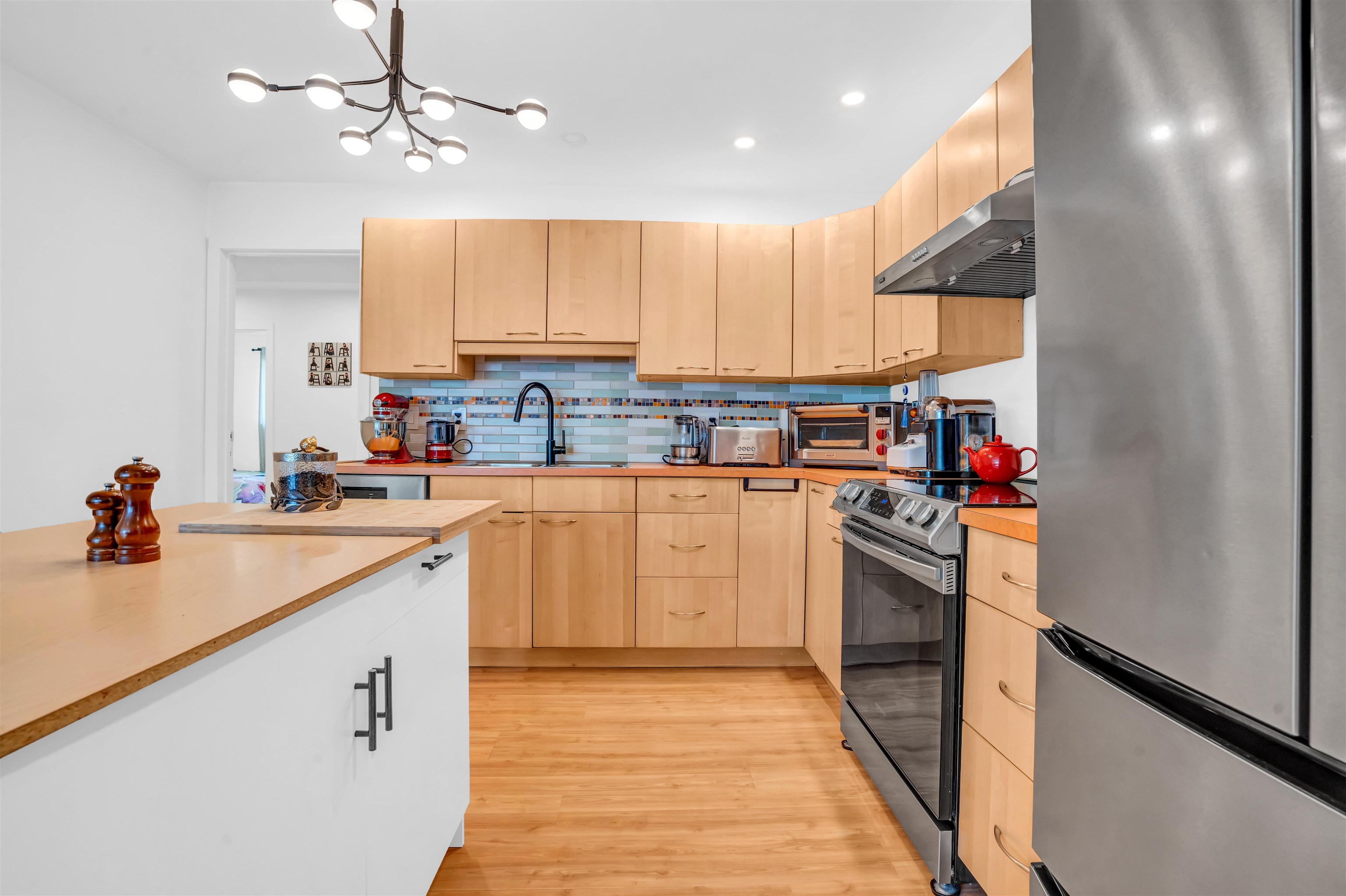 Listing image of 2322 KIRKSTONE ROAD