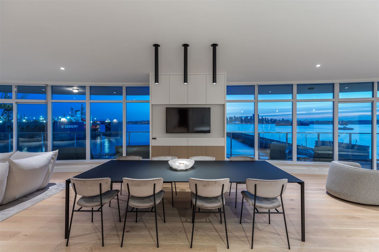 Listing image of 405 175 VICTORY SHIP WAY