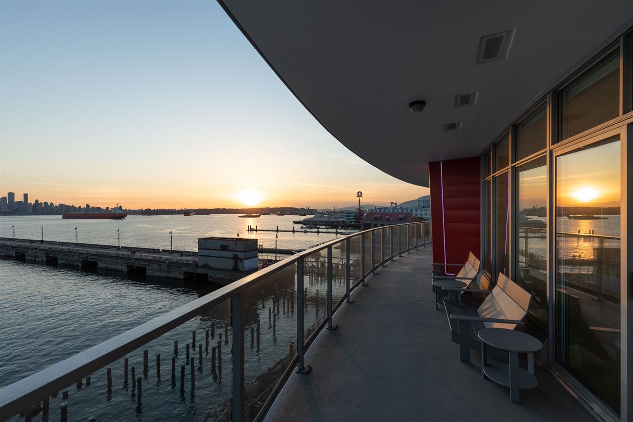 Listing image of 405 175 VICTORY SHIP WAY