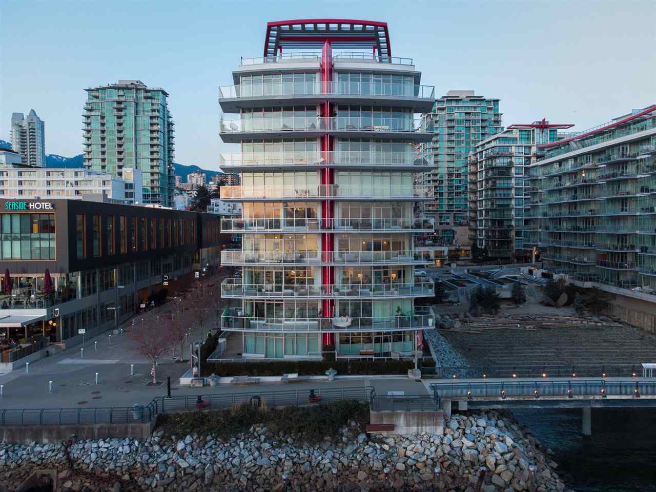 Listing image of 405 175 VICTORY SHIP WAY