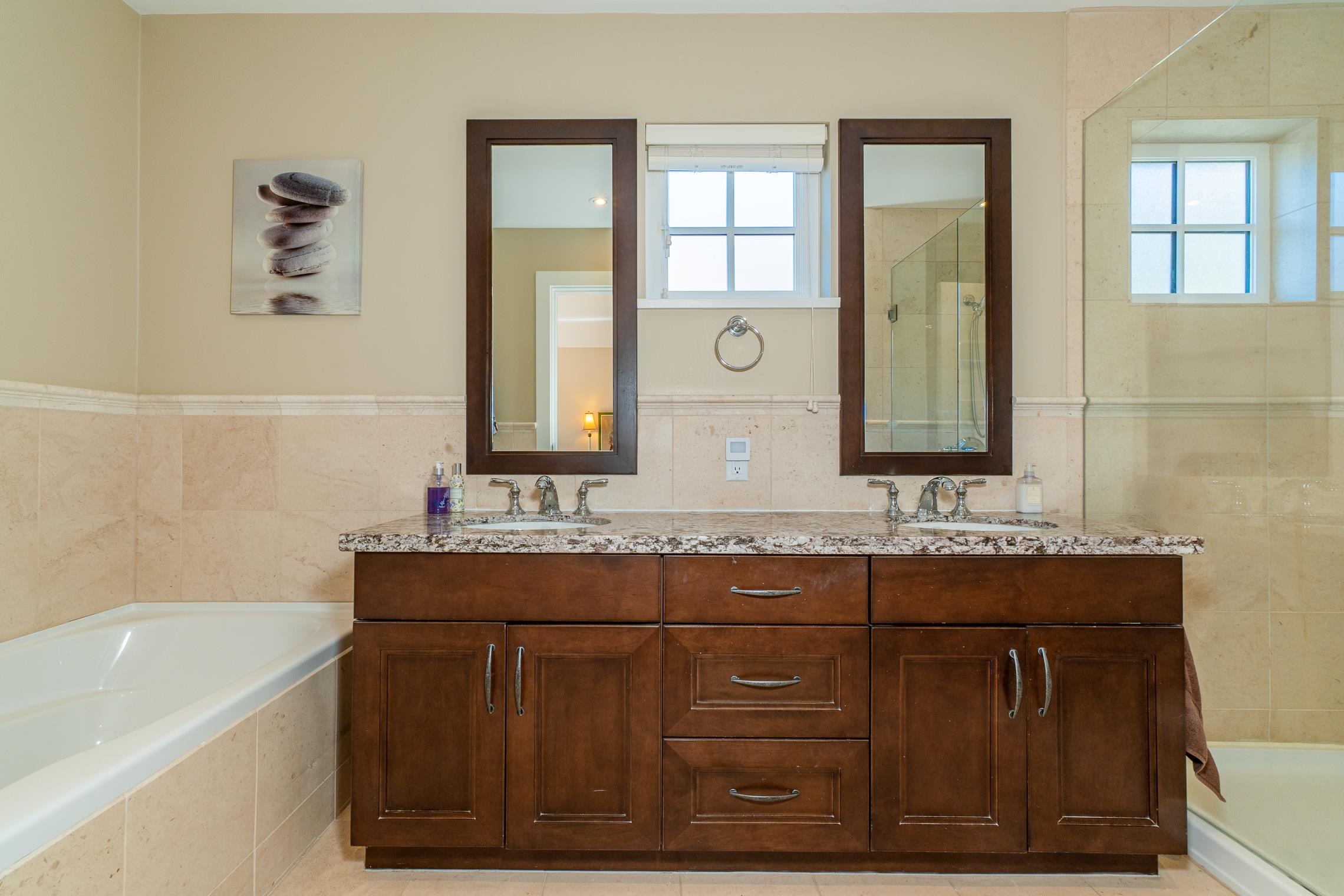 Listing image of 2129 GORDON AVENUE