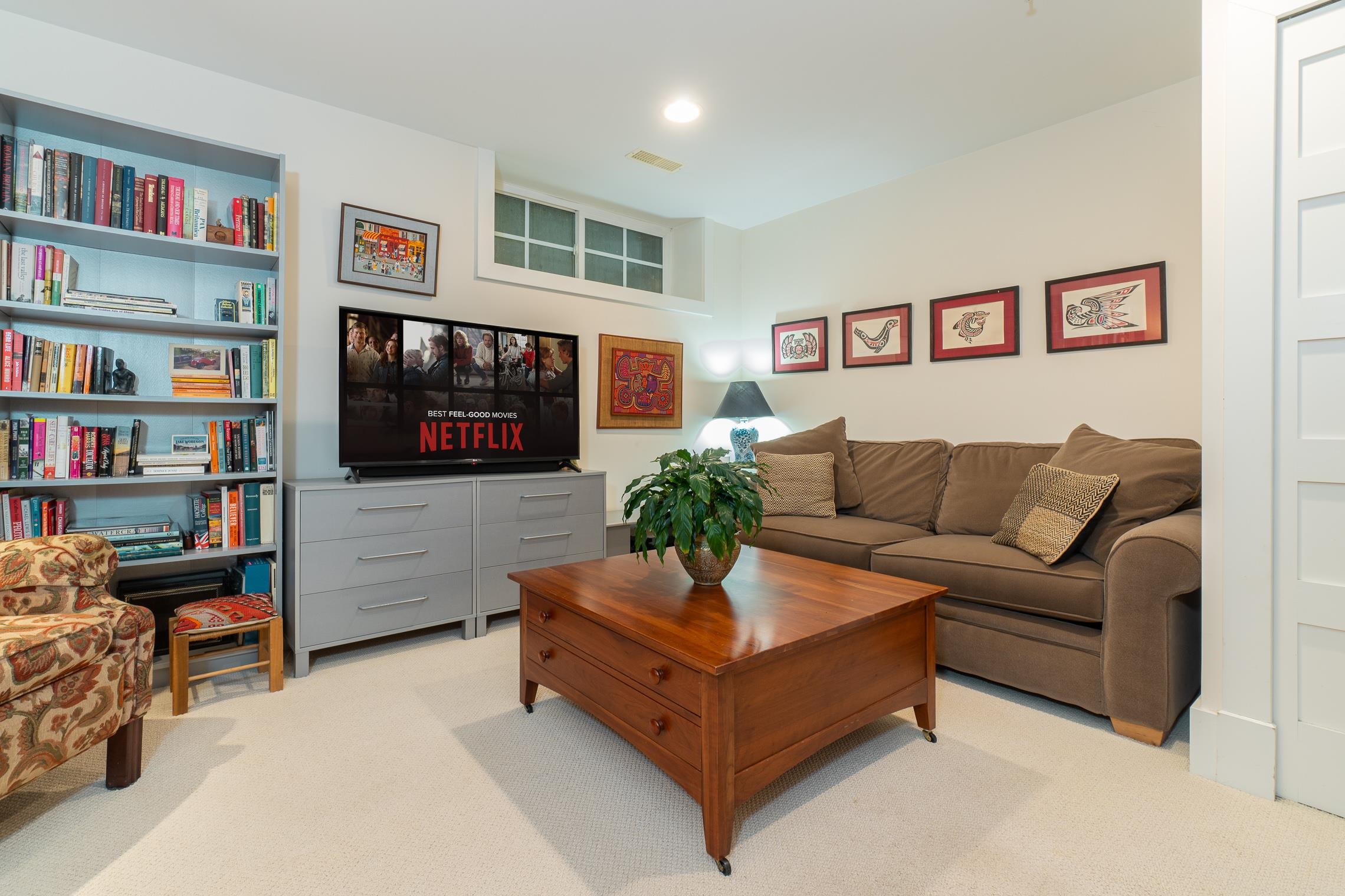 Listing image of 2129 GORDON AVENUE