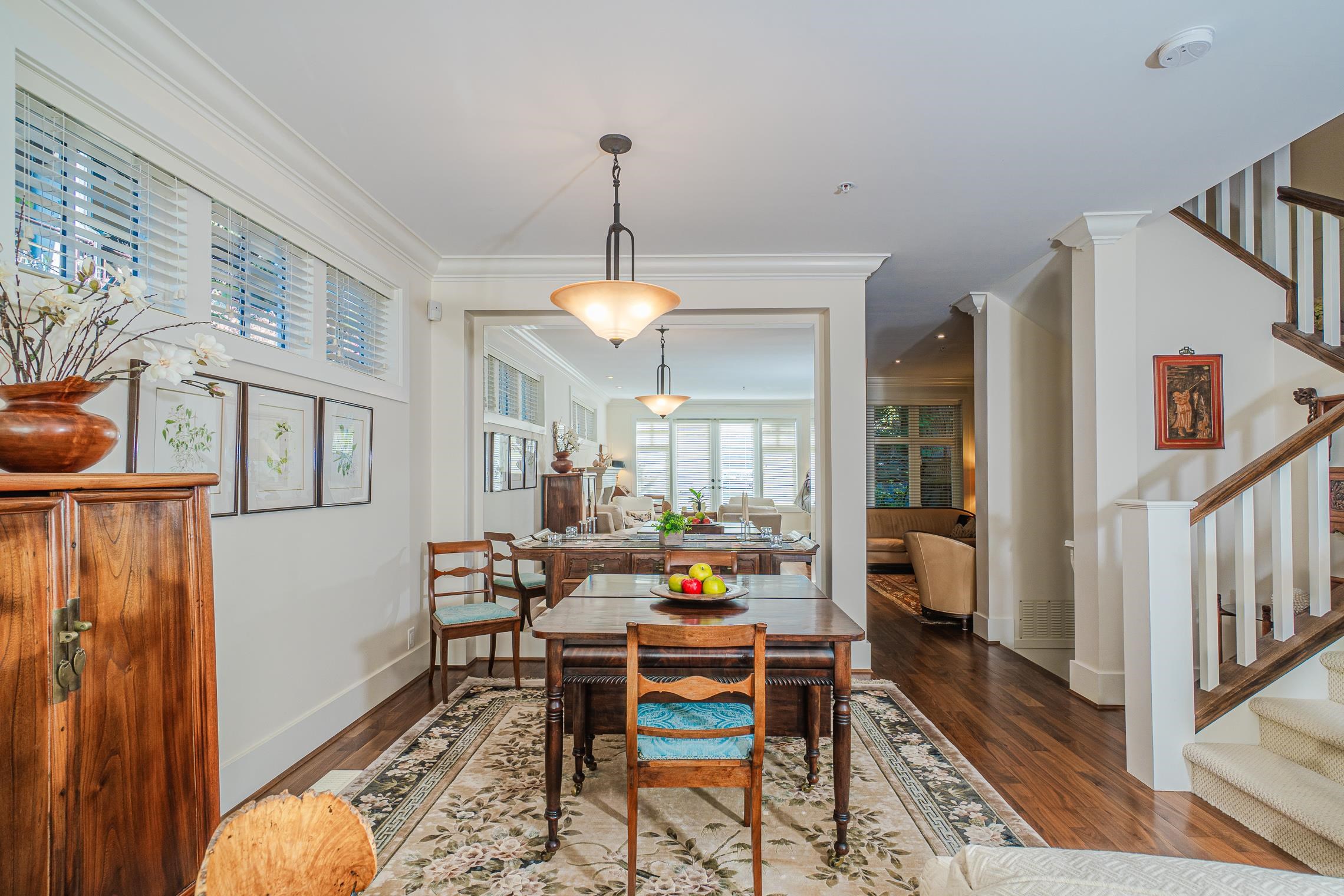 Listing image of 2129 GORDON AVENUE