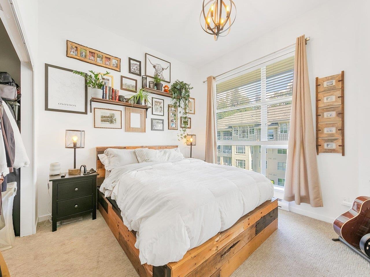 Listing image of 516 3608 DEERCREST DRIVE