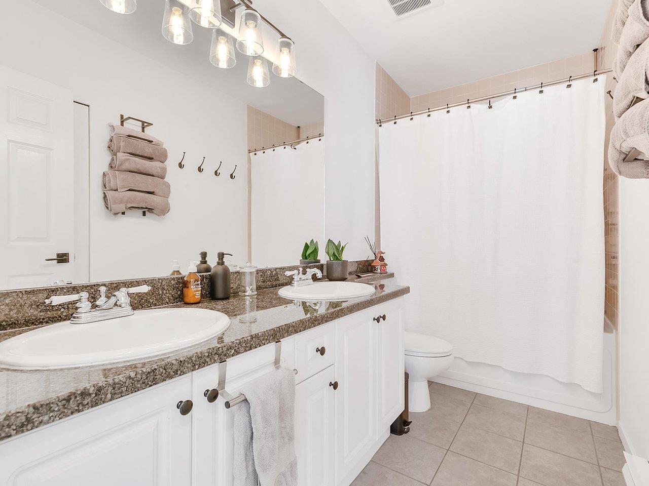 Listing image of 516 3608 DEERCREST DRIVE