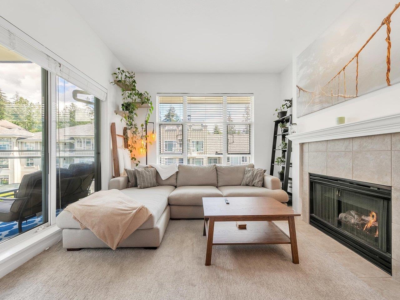 Listing image of 516 3608 DEERCREST DRIVE