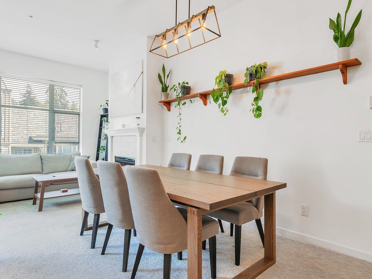 Listing image of 516 3608 DEERCREST DRIVE