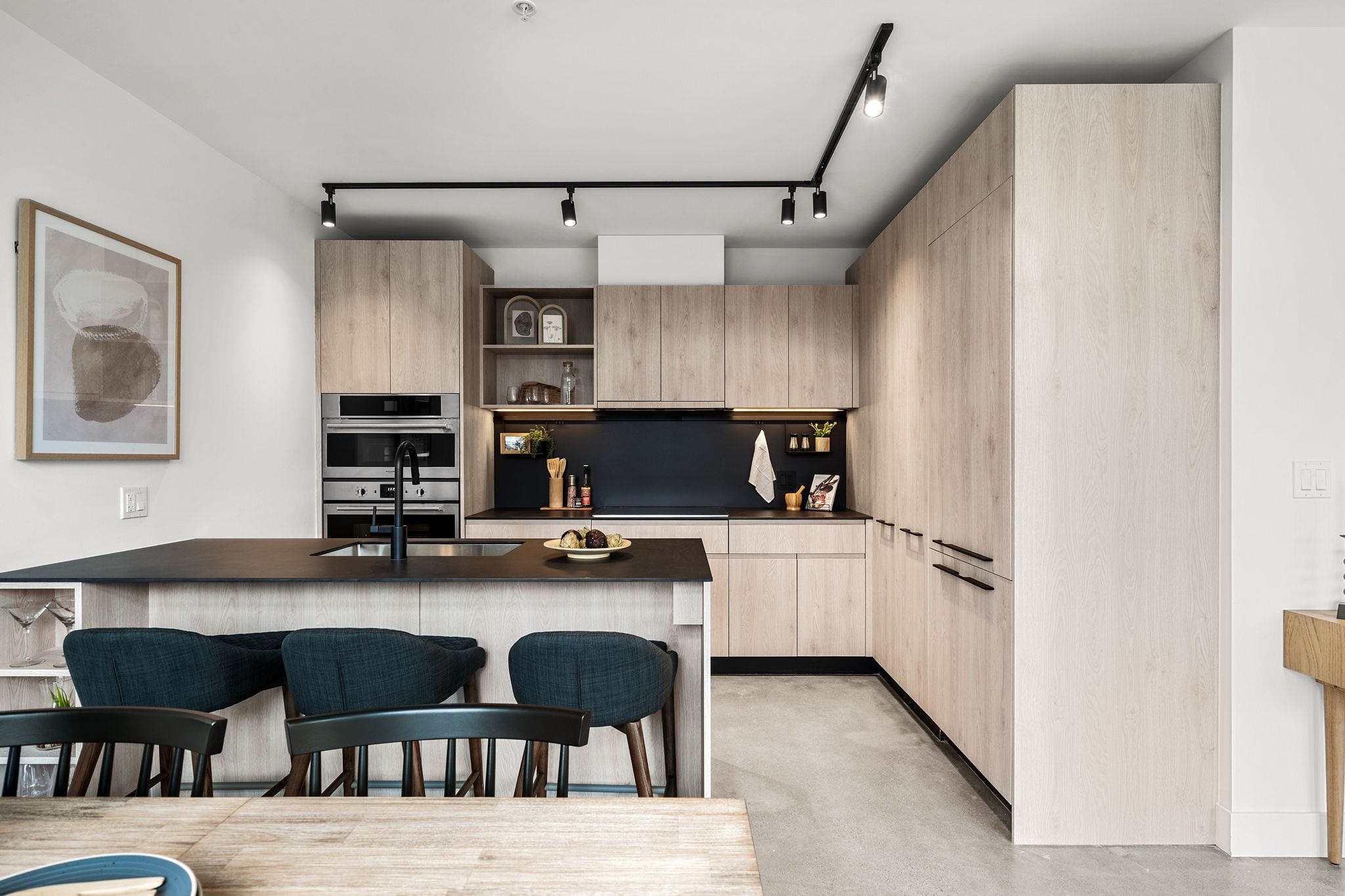 Listing image of 4015 FLEMING STREET