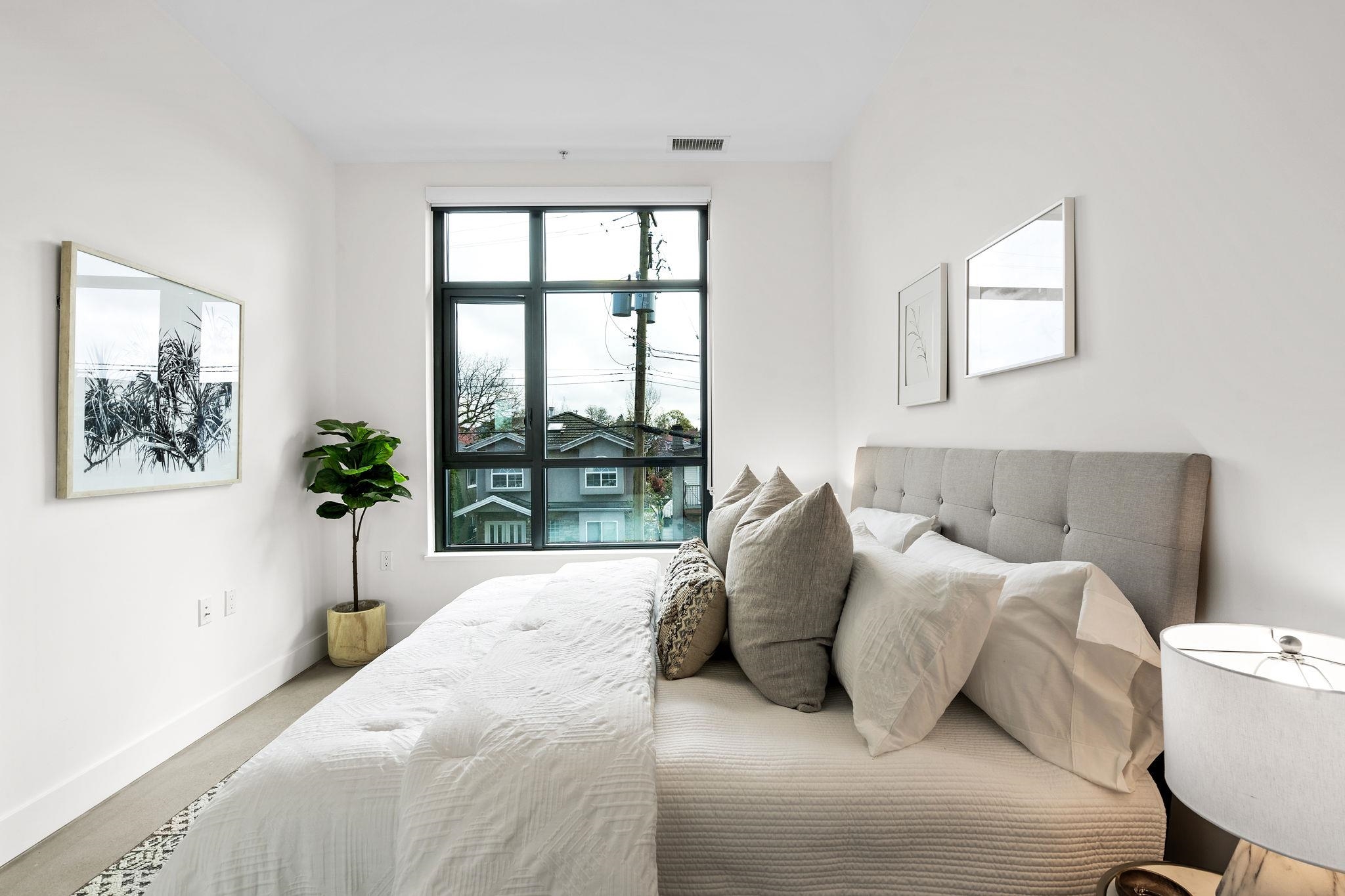 Listing image of 4015 FLEMING STREET