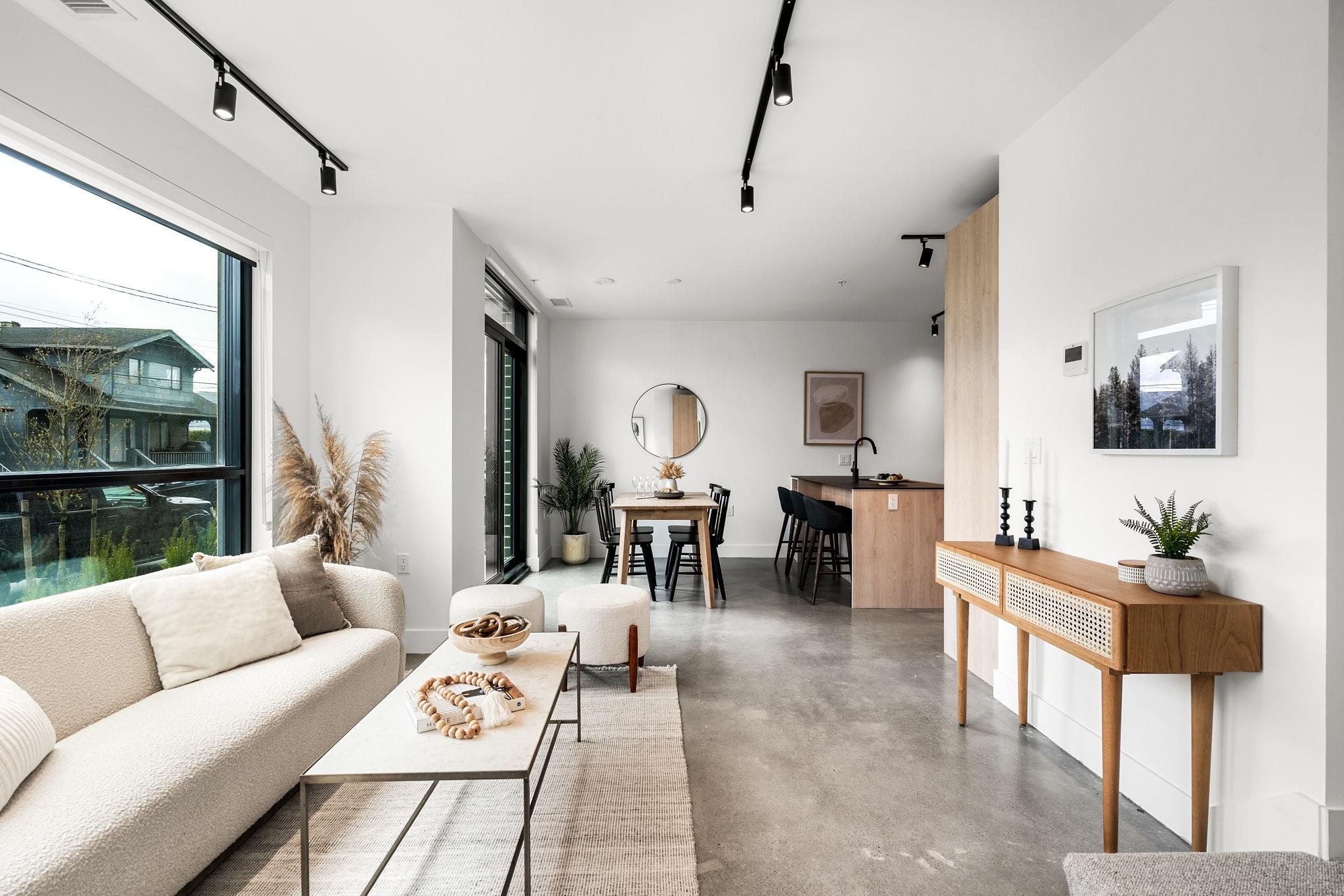 Listing image of 4015 FLEMING STREET