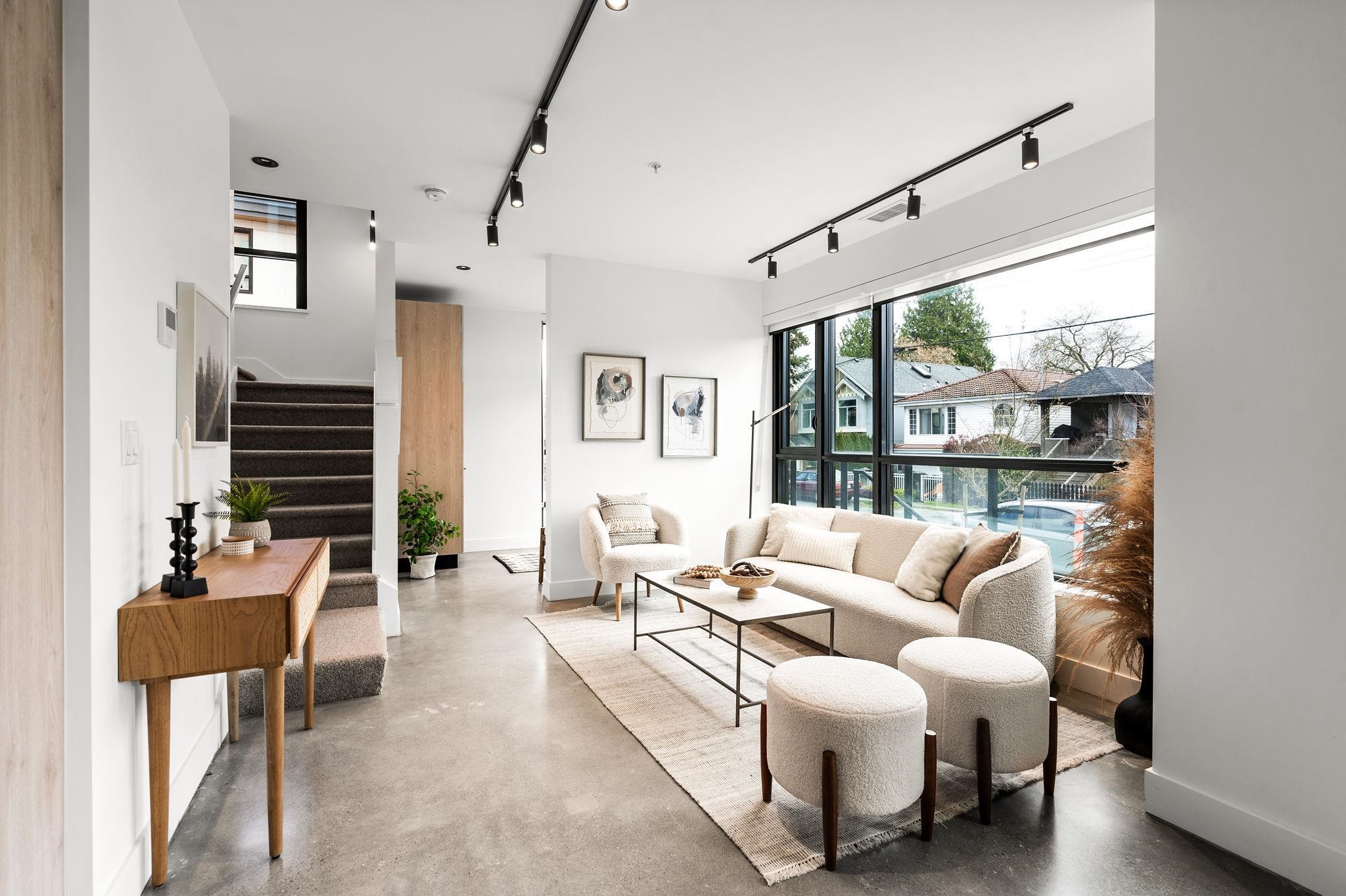 Listing image of 4015 FLEMING STREET