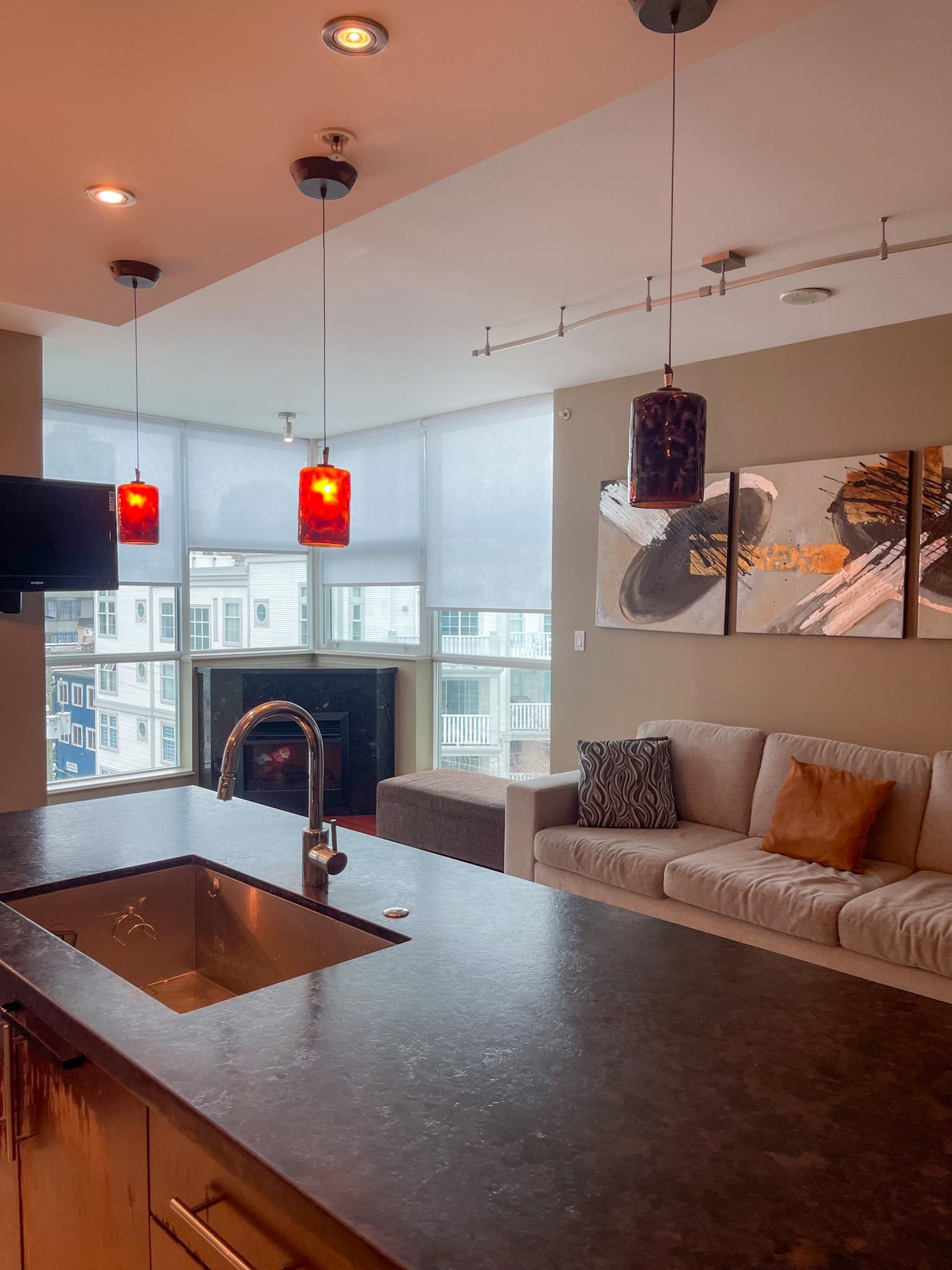 Listing image of 702 168 E ESPLANADE