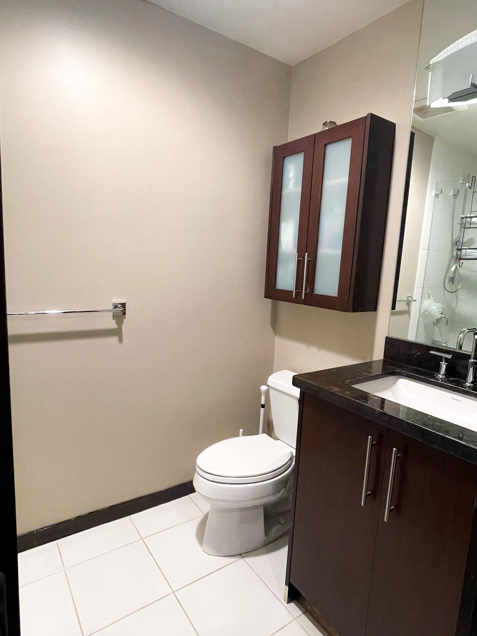 Listing image of 702 168 E ESPLANADE