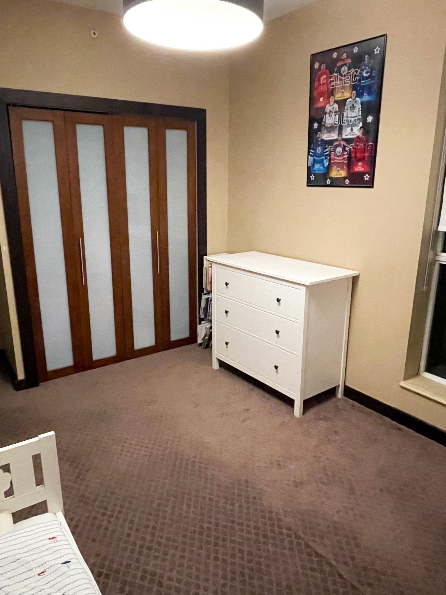 Listing image of 702 168 E ESPLANADE