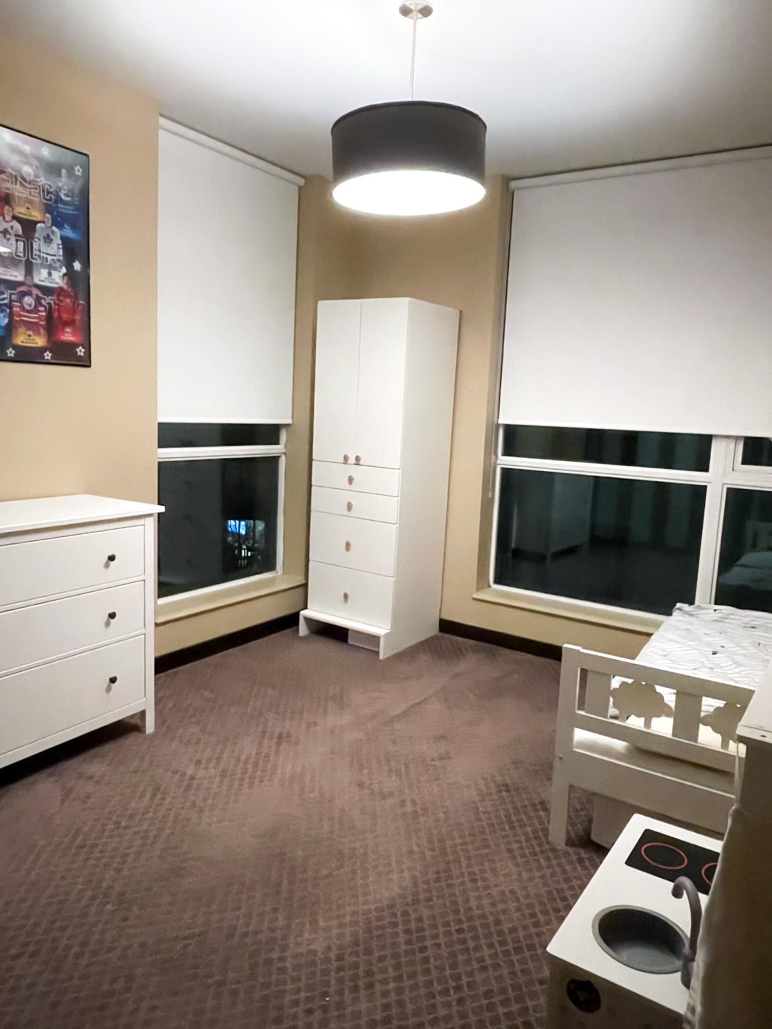 Listing image of 702 168 E ESPLANADE