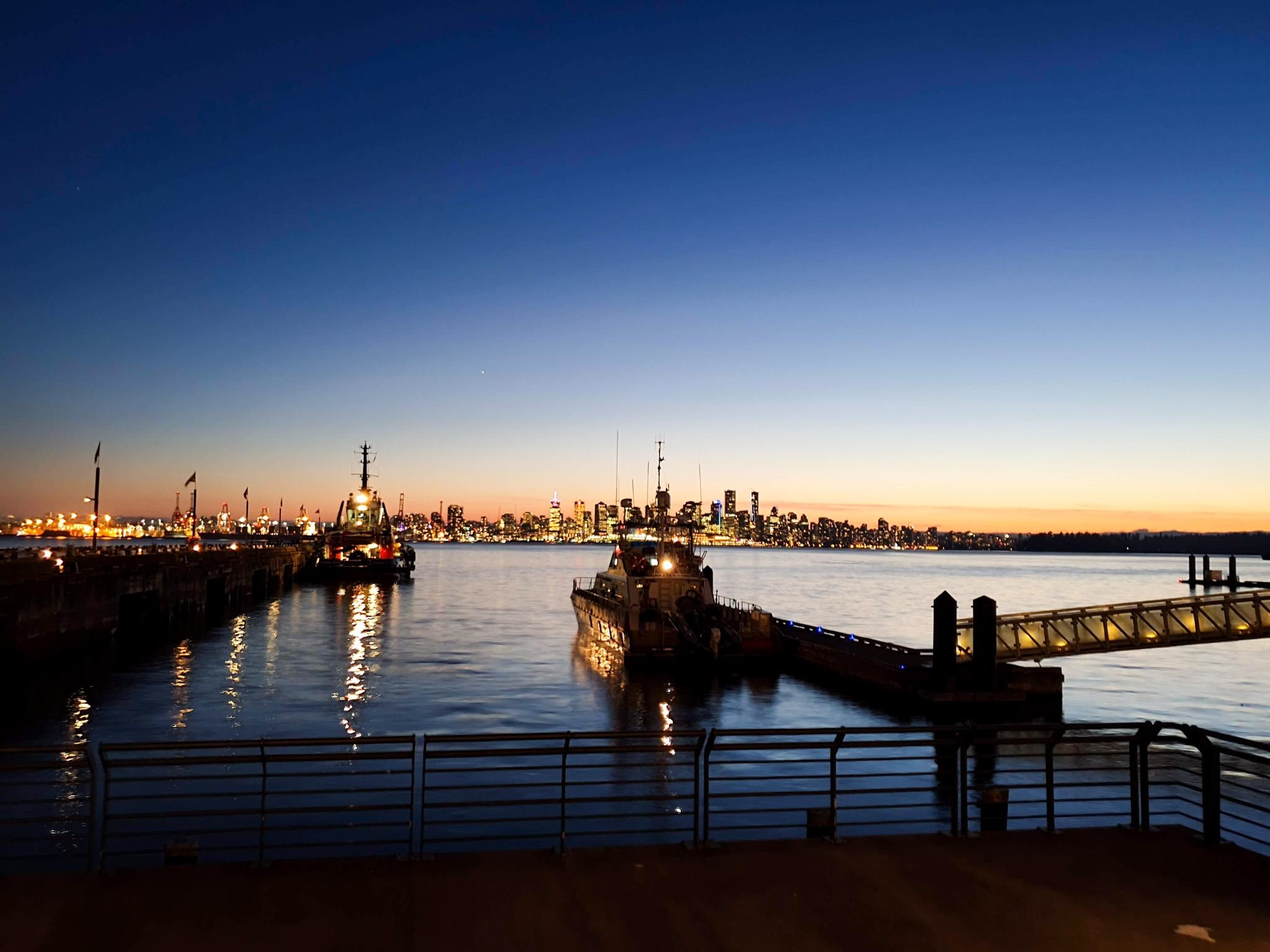 Listing image of 702 168 E ESPLANADE