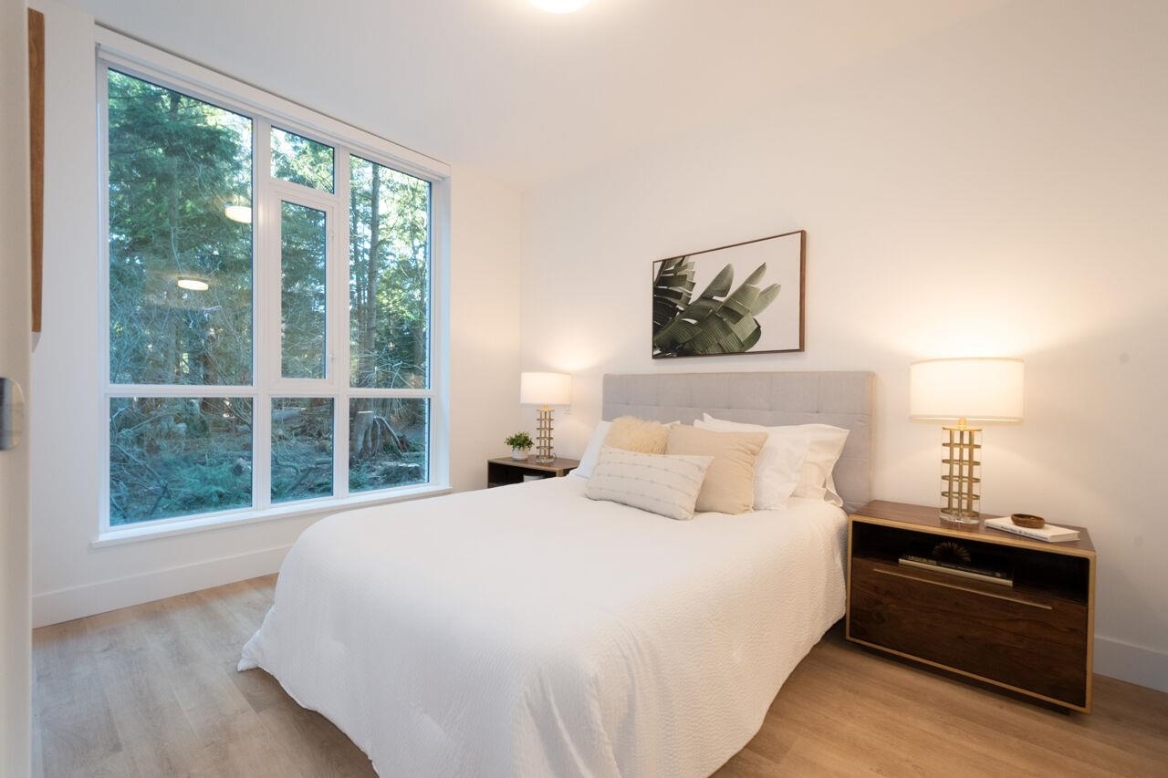 Listing image of 201 2375 EMERY COURT