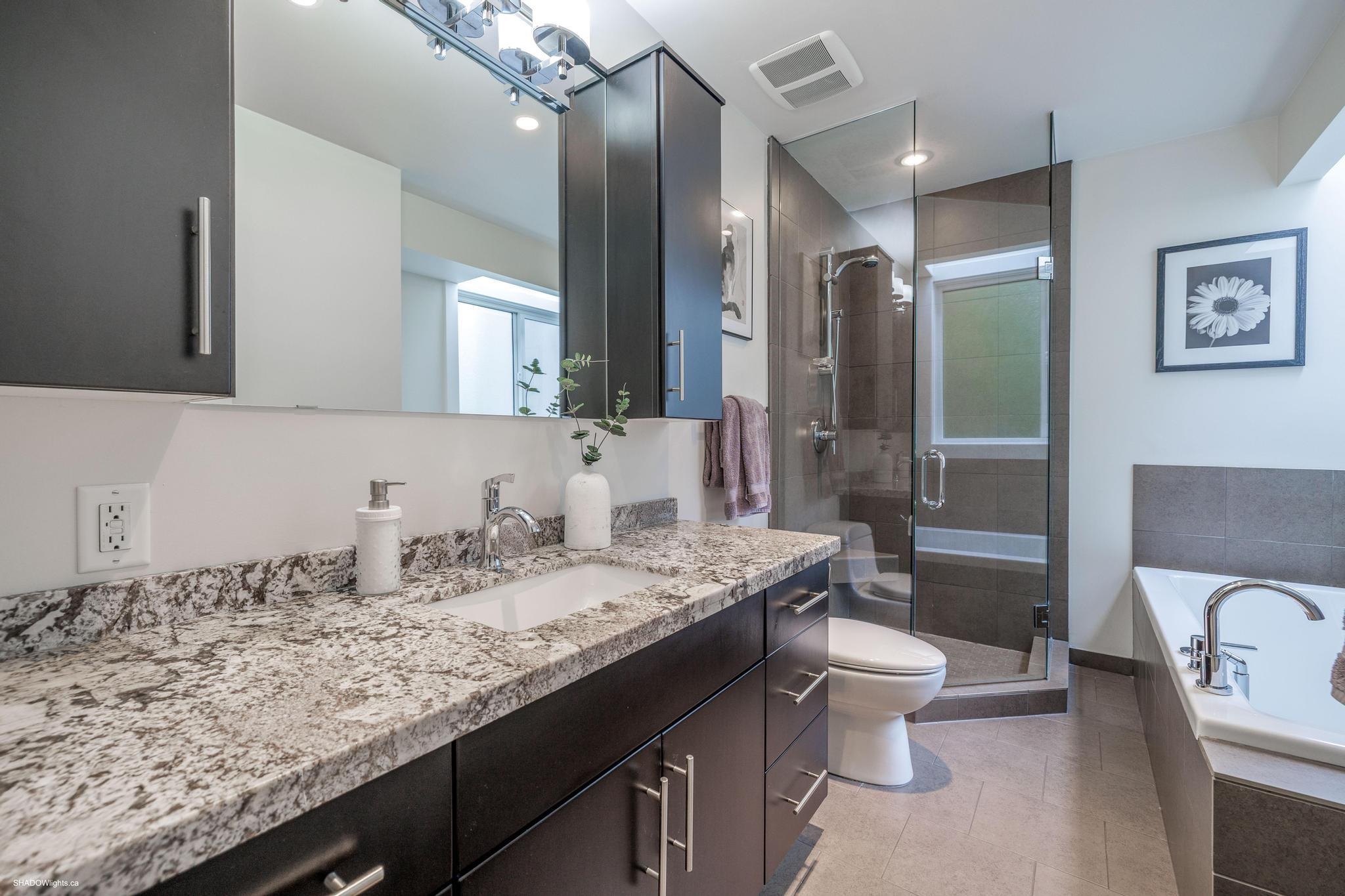 Listing image of 1749 RUFUS DRIVE
