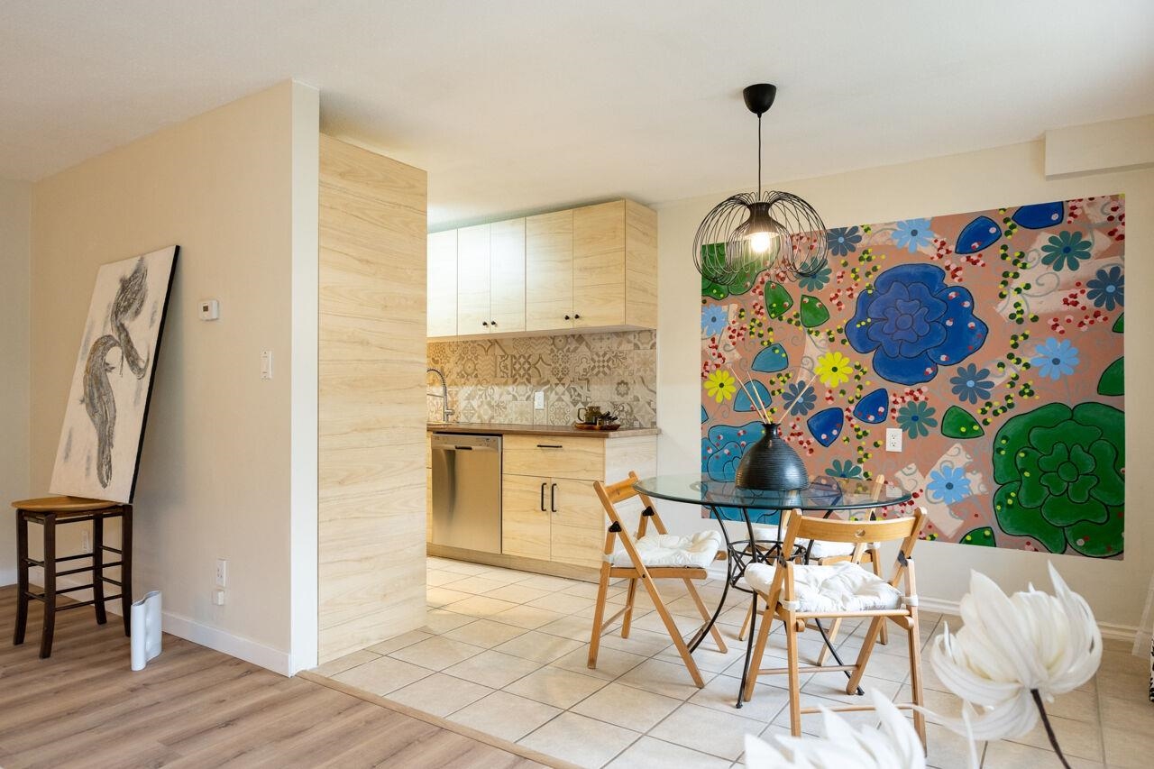 Listing image of 32 884 PREMIER STREET