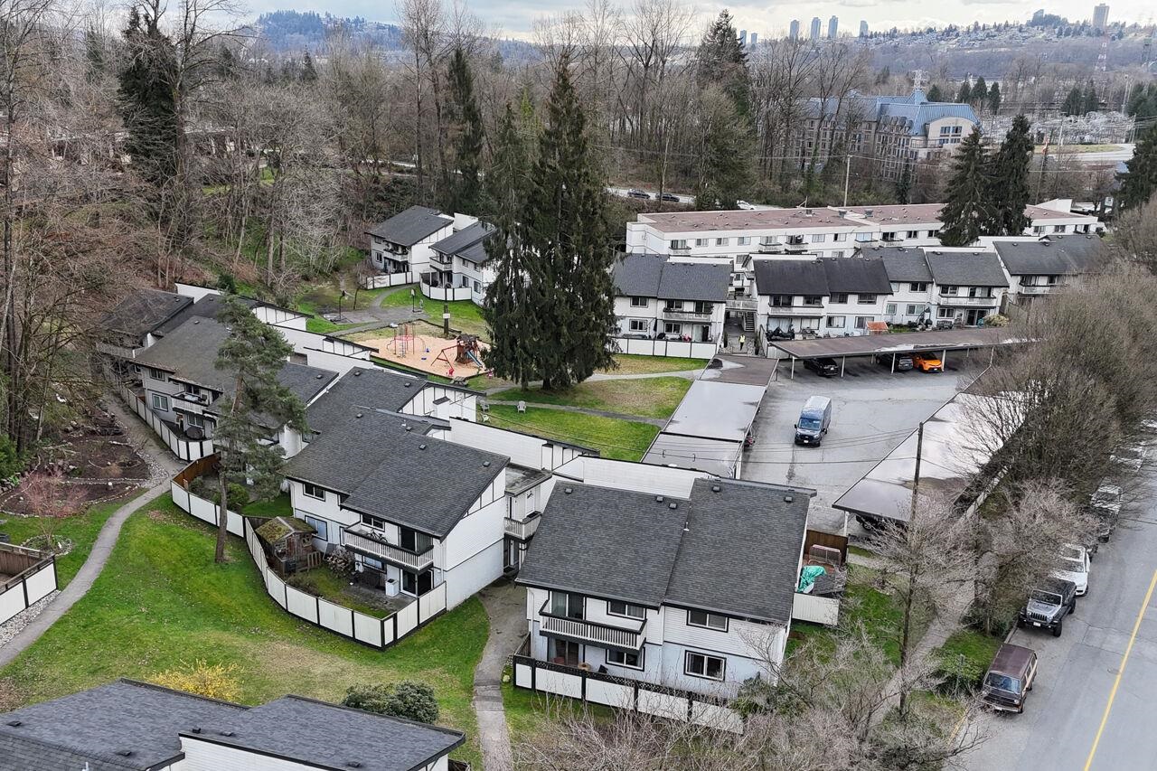 Listing image of 32 884 PREMIER STREET