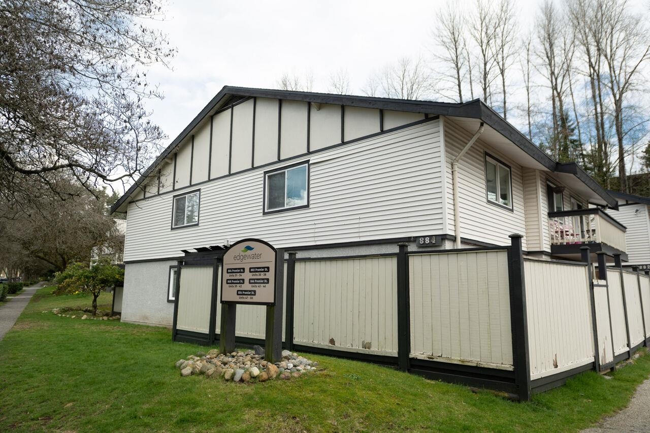 Listing image of 32 884 PREMIER STREET