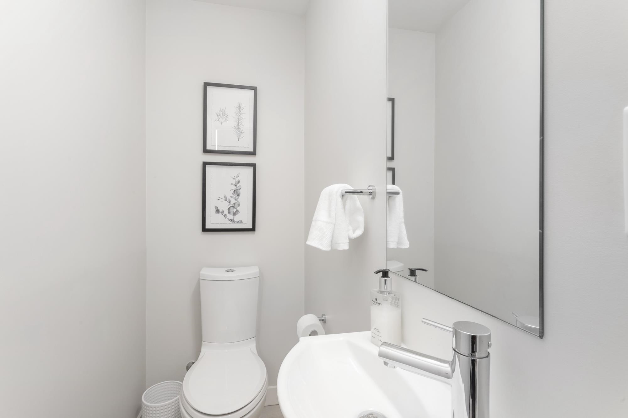 Listing image of 121 649 E 3RD STREET