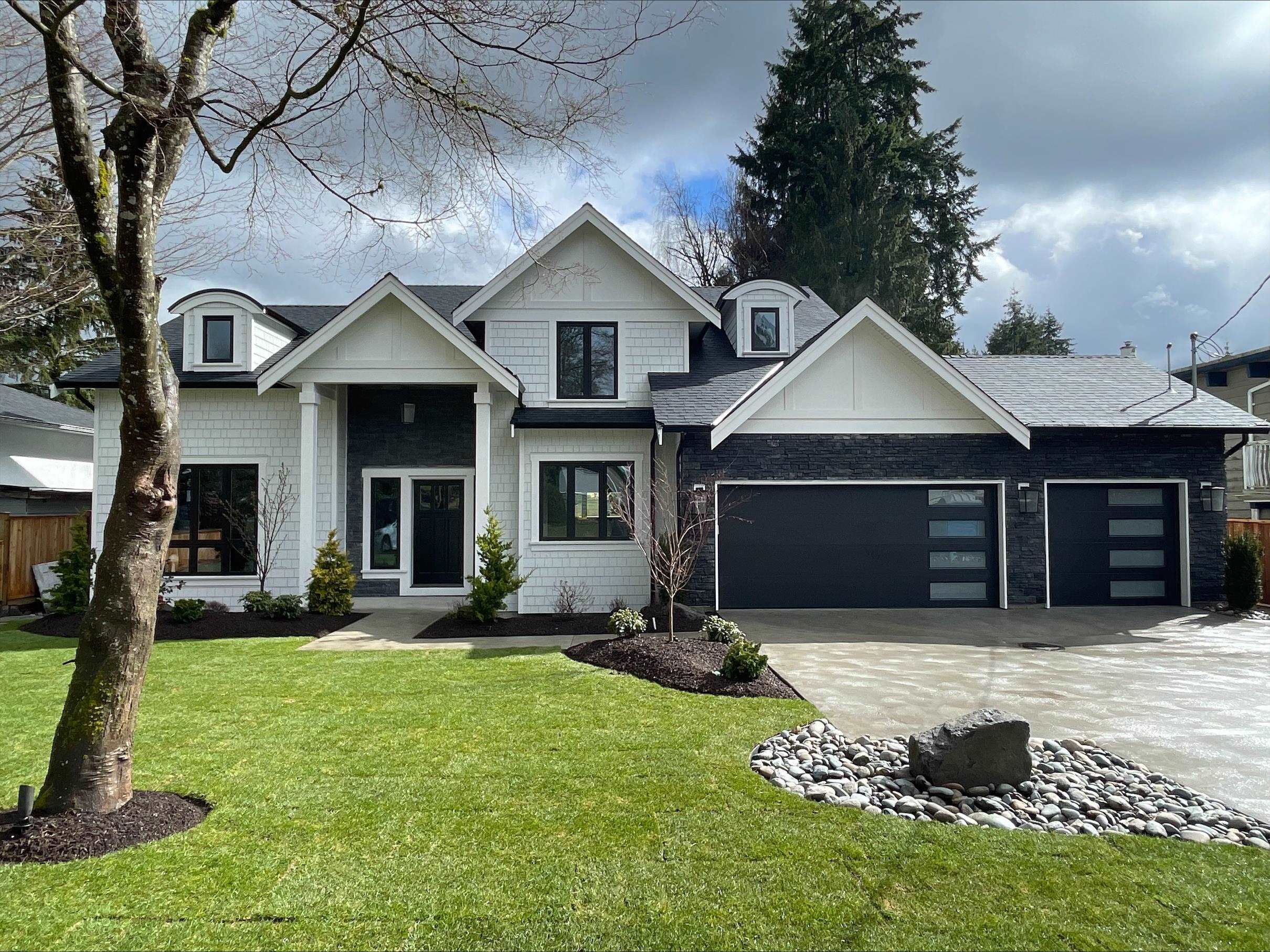 2882 CRESTLYNN DRIVE