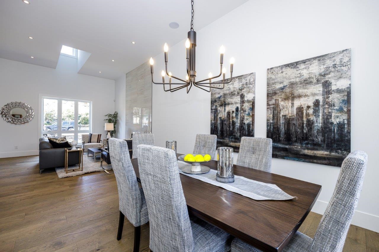 Listing image of 2882 CRESTLYNN DRIVE