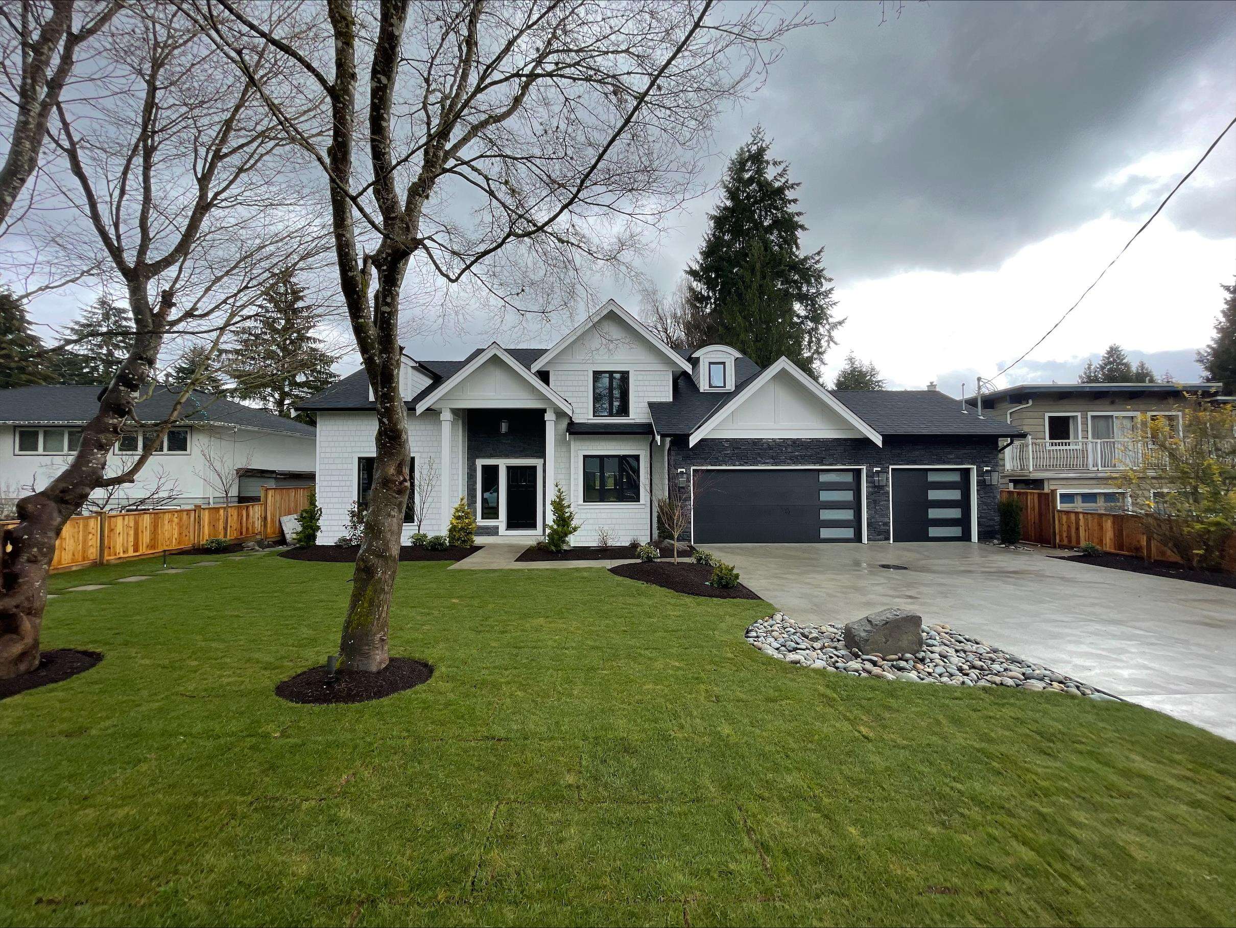 Listing image of 2882 CRESTLYNN DRIVE