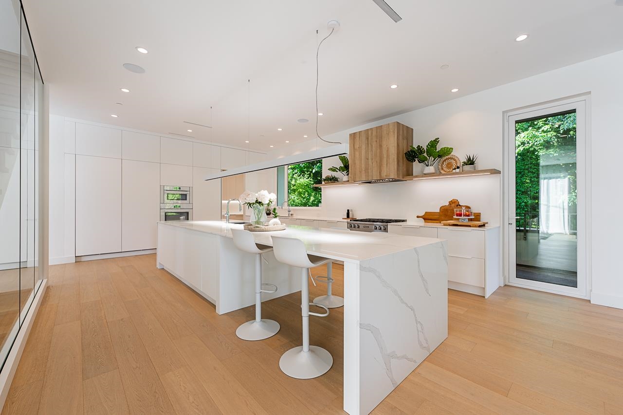 Listing image of 4415 STONE CRESCENT