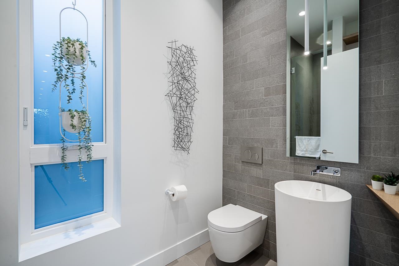 Listing image of 4415 STONE CRESCENT