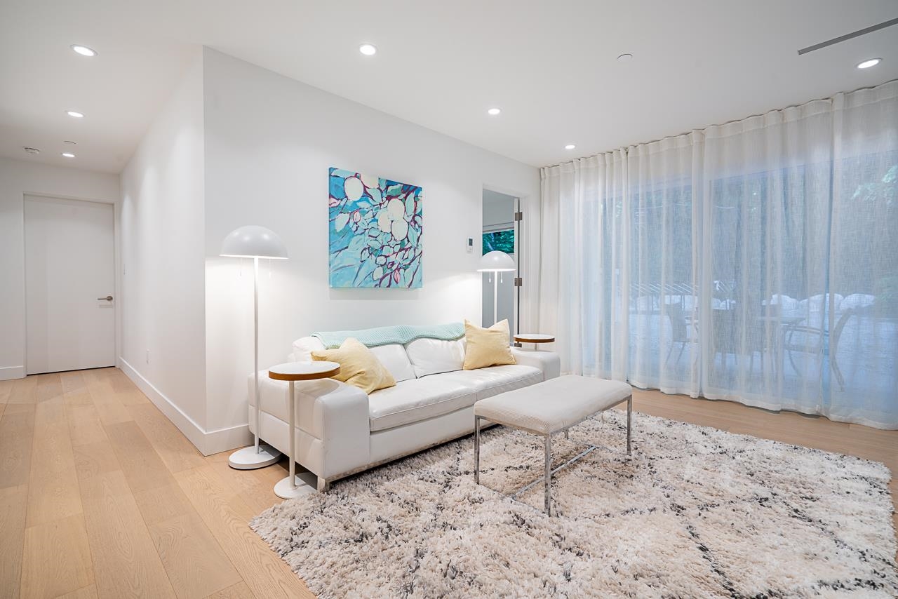 Listing image of 4415 STONE CRESCENT
