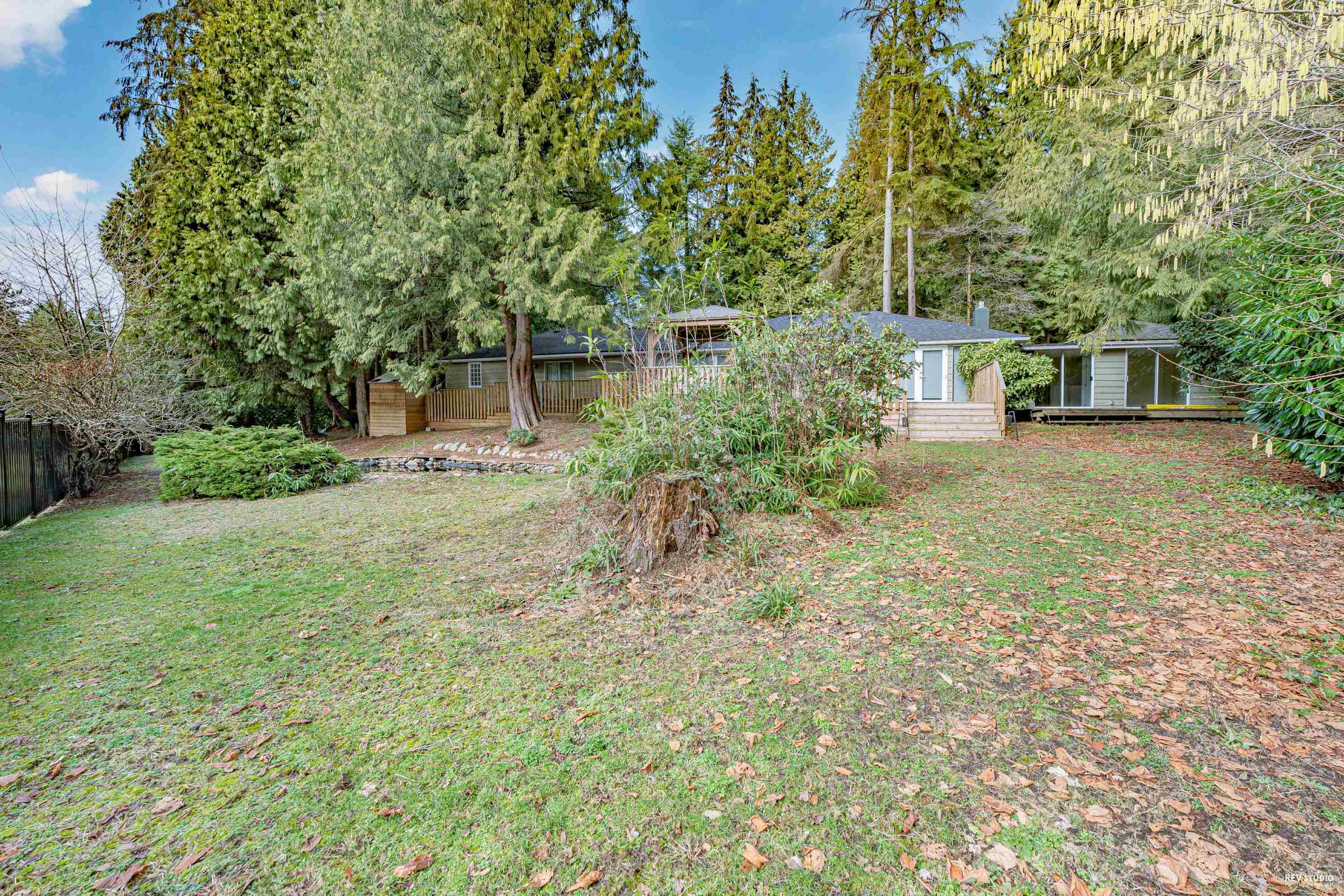 Listing image of 417 HADDEN DRIVE