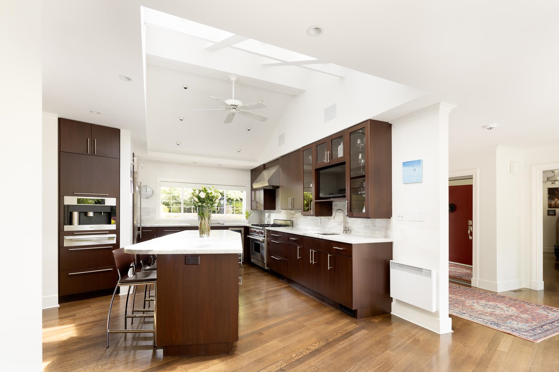 Listing image of 2970 PALMERSTON AVENUE