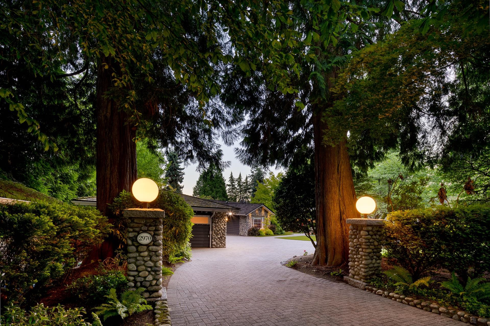Listing image of 2970 PALMERSTON AVENUE