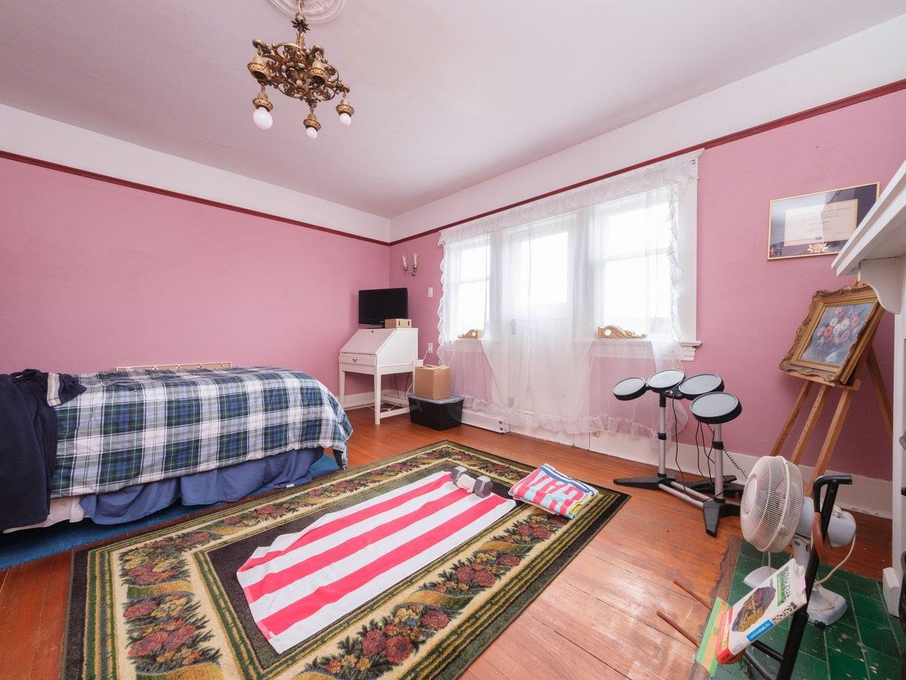 Listing image of 418 E KEITH ROAD