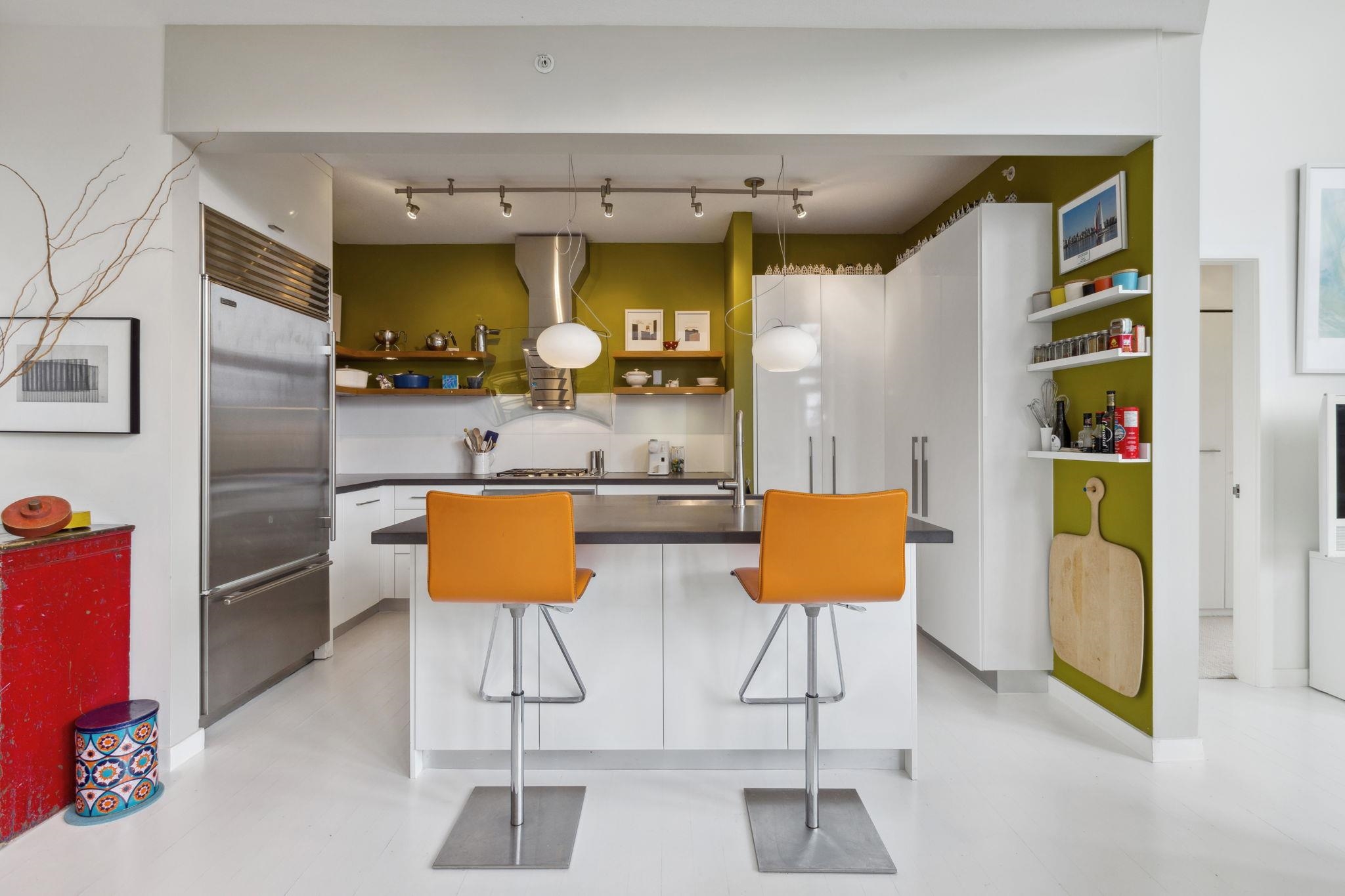 Listing image of 501 560 RAVEN WOODS DRIVE