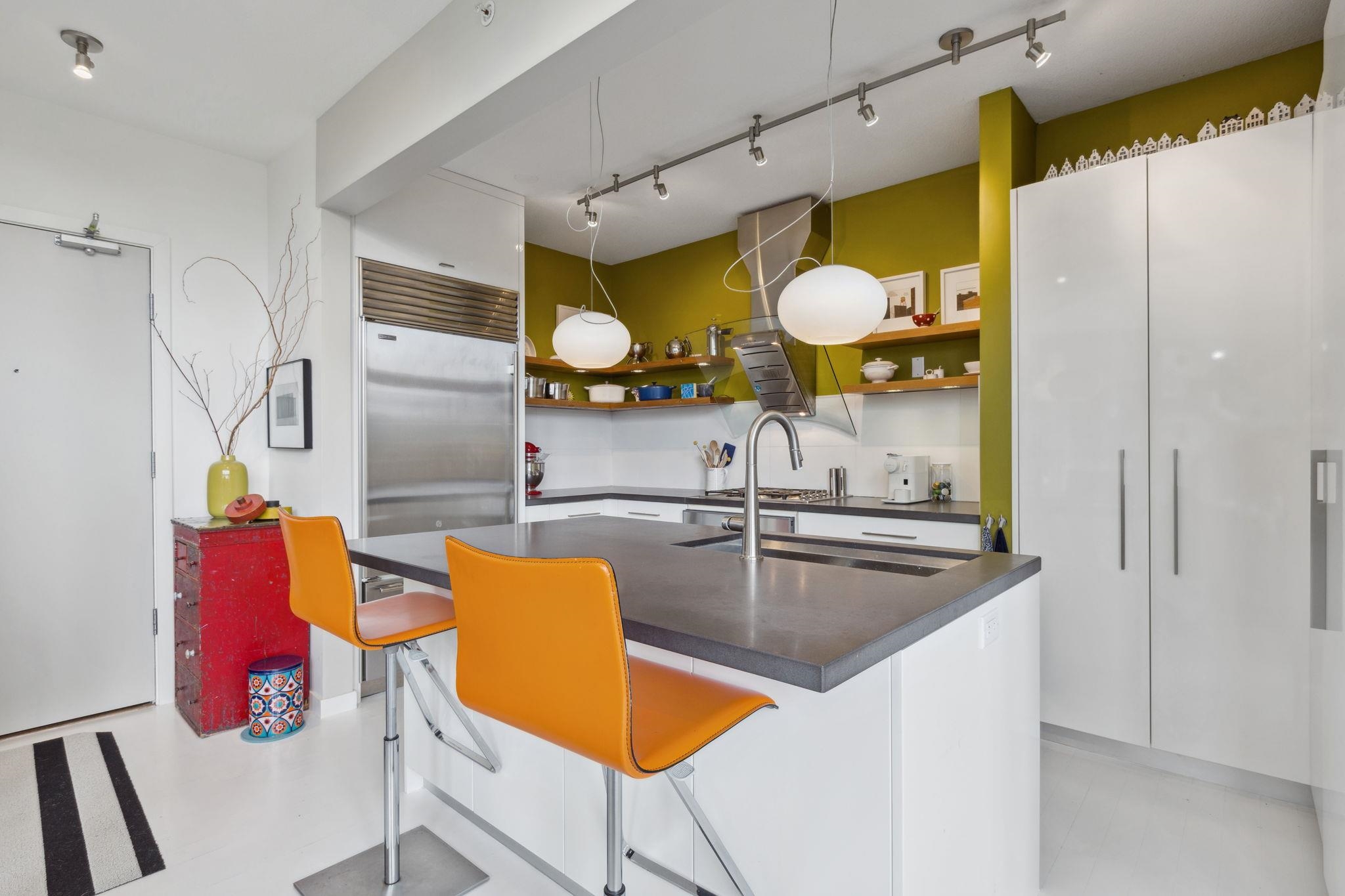 Listing image of 501 560 RAVEN WOODS DRIVE