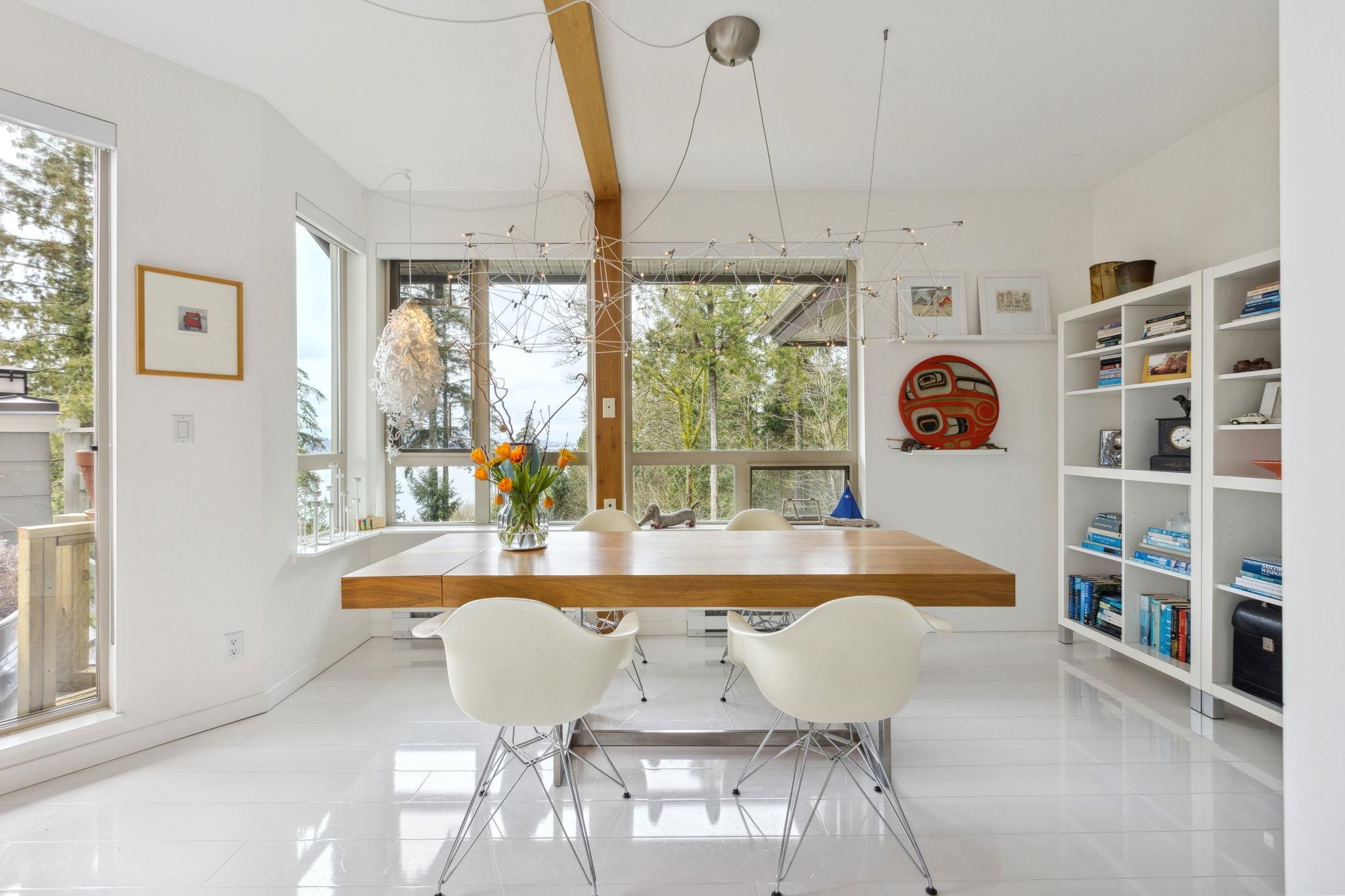 Listing image of 501 560 RAVEN WOODS DRIVE