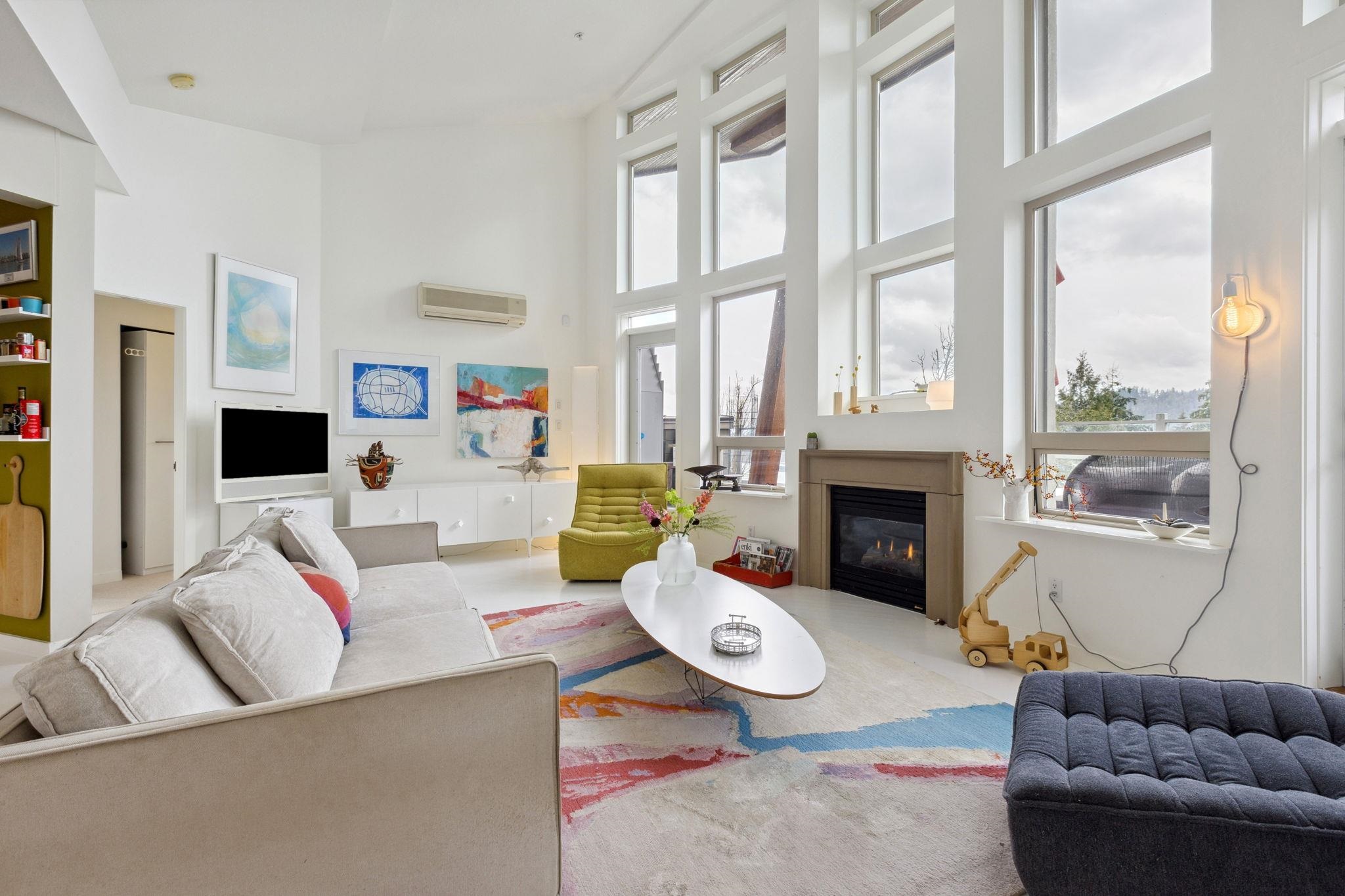 Listing image of 501 560 RAVEN WOODS DRIVE