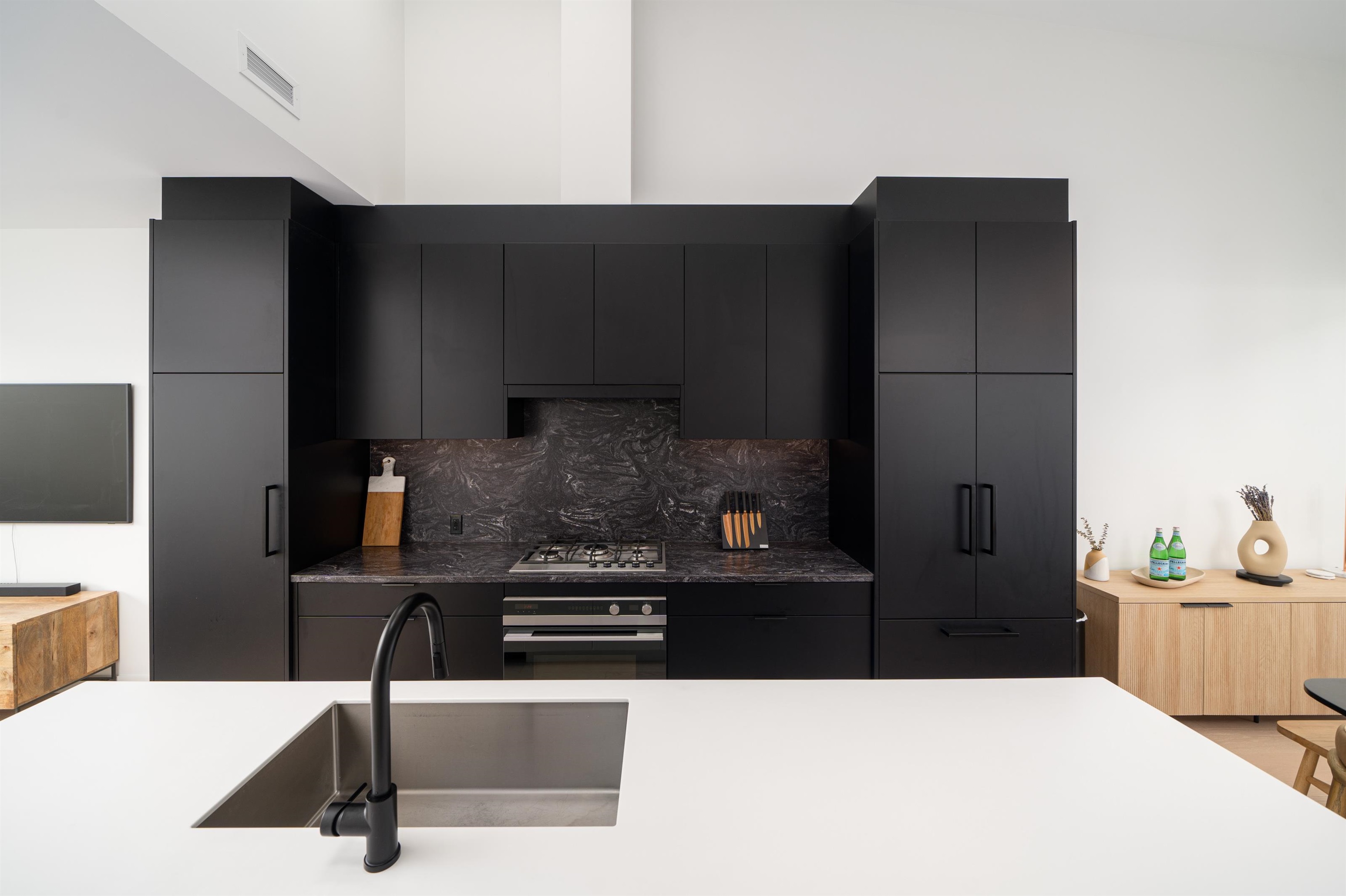 Listing image of 228 650 E 2ND STREET