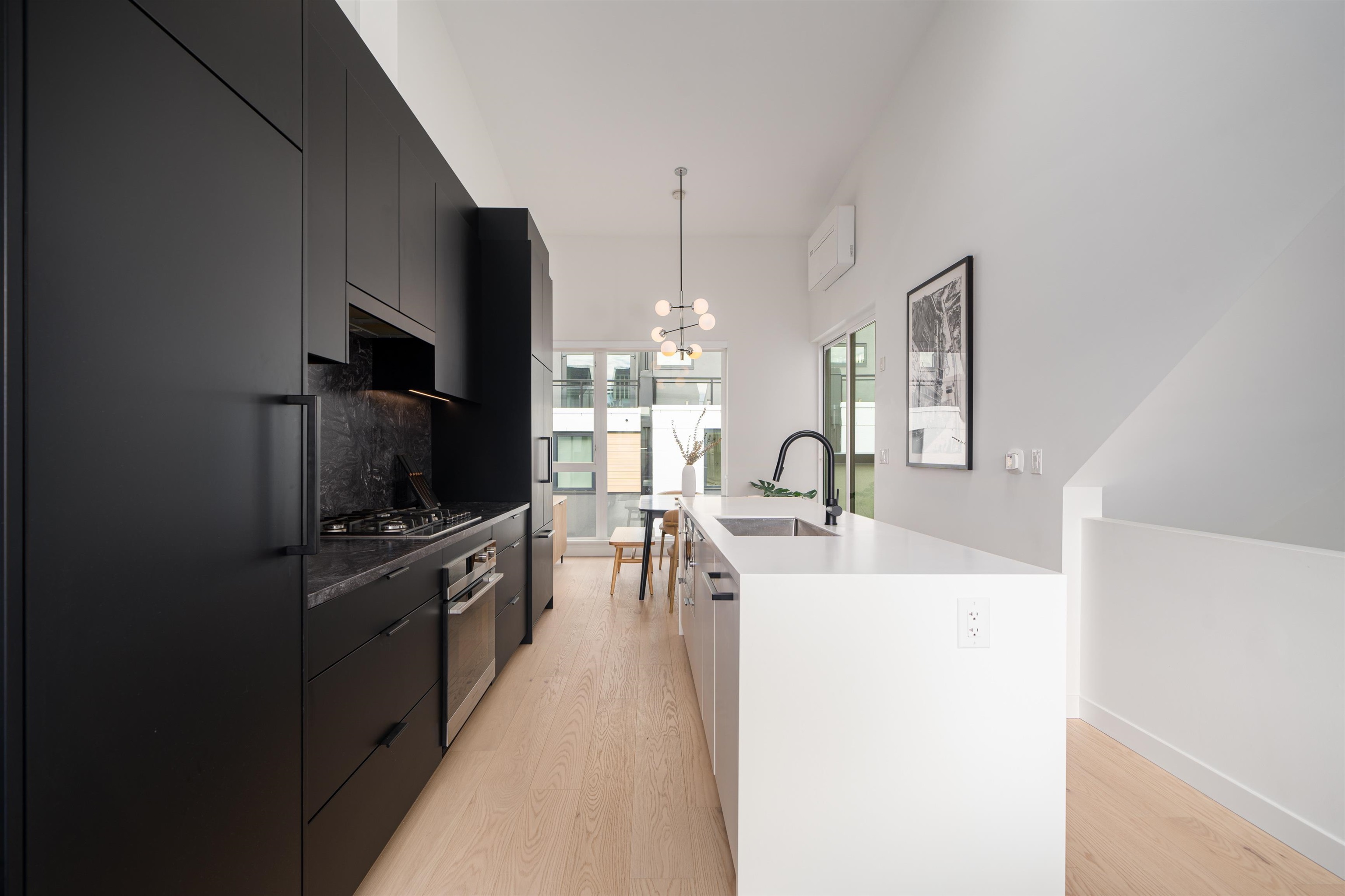 Listing image of 228 650 E 2ND STREET