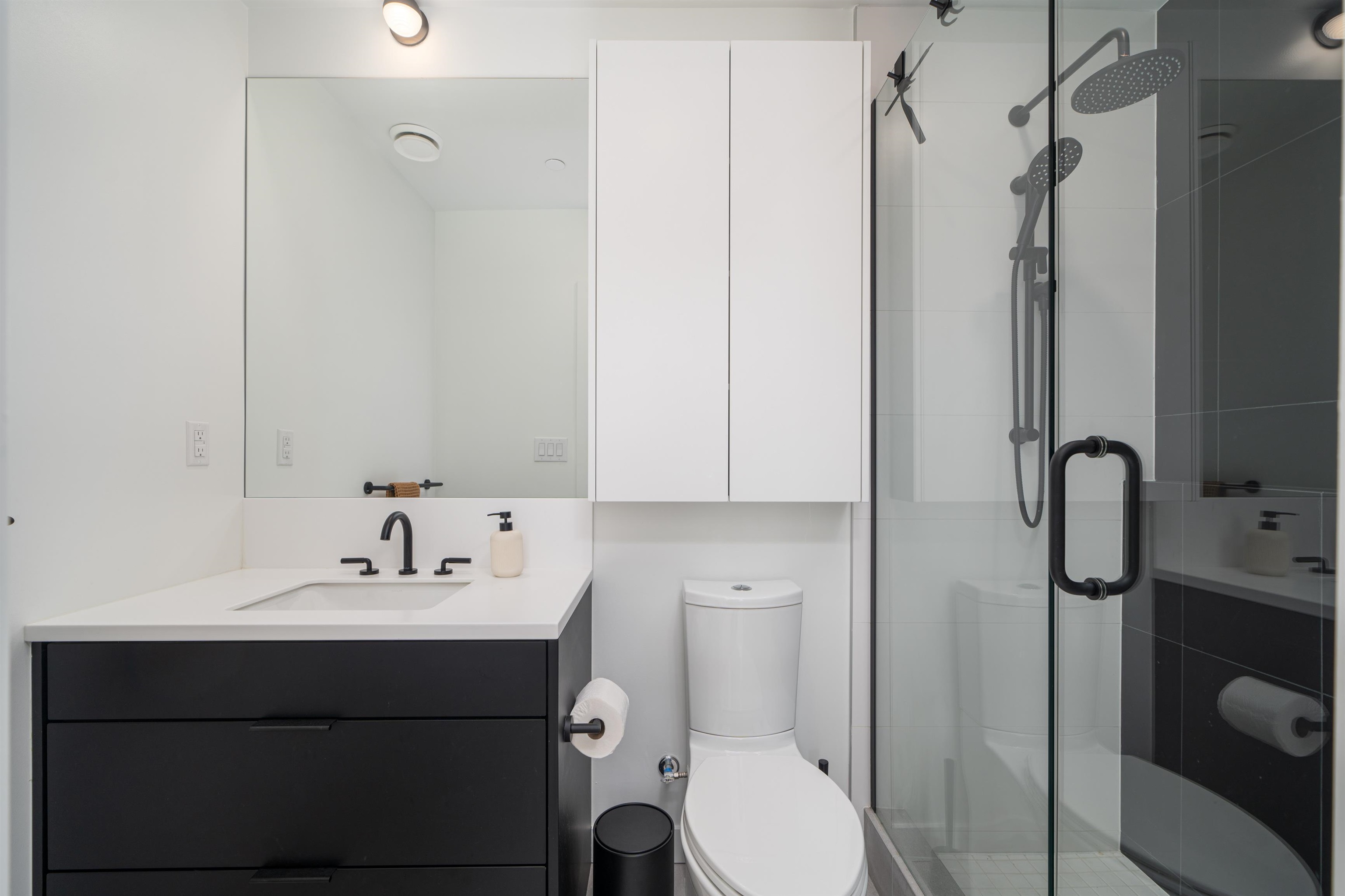 Listing image of 228 650 E 2ND STREET