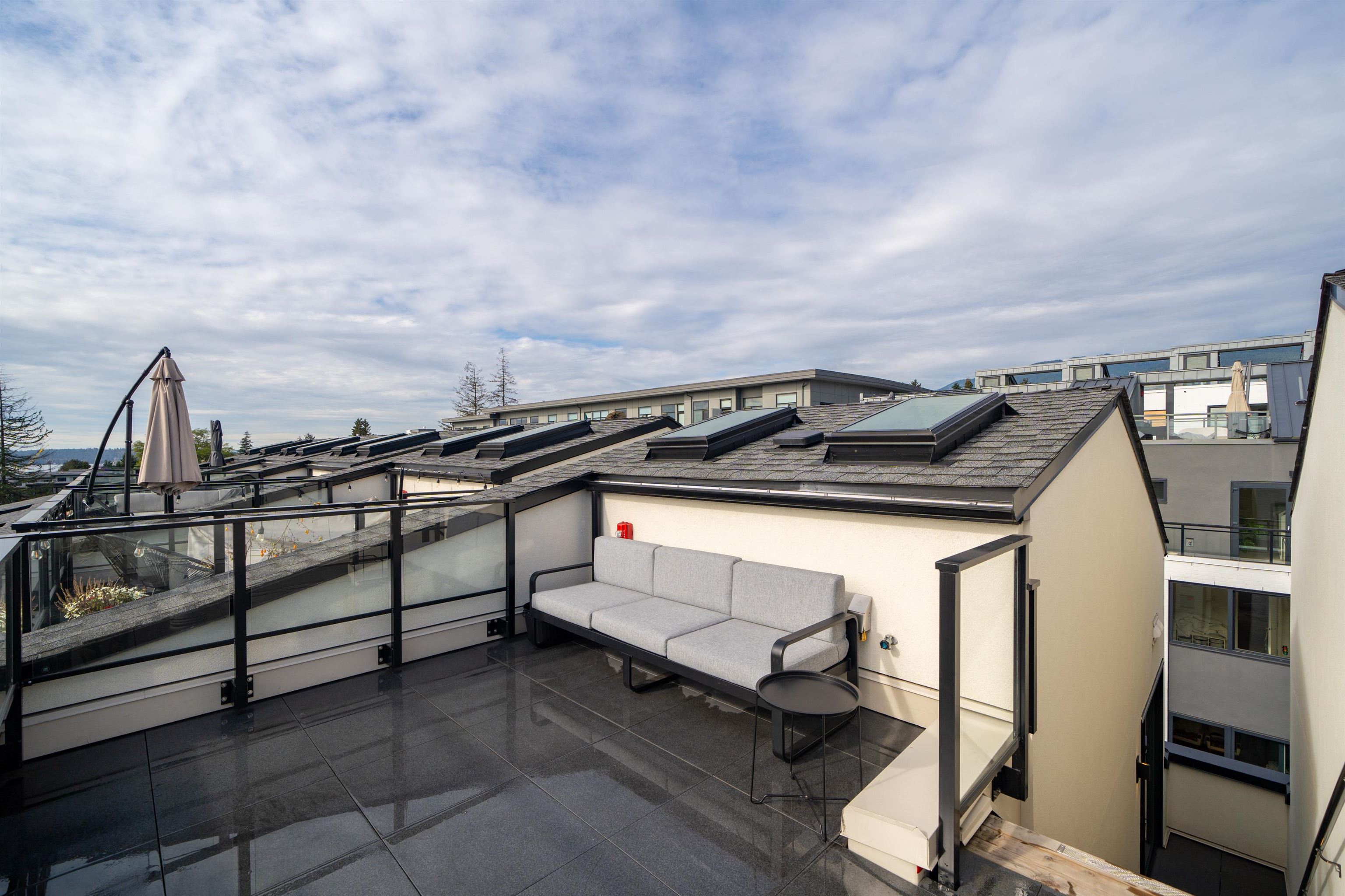 Listing image of 228 650 E 2ND STREET