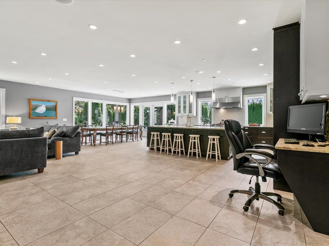 Listing image of 320 MOYNE DRIVE