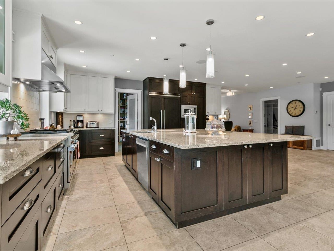 Listing image of 320 MOYNE DRIVE